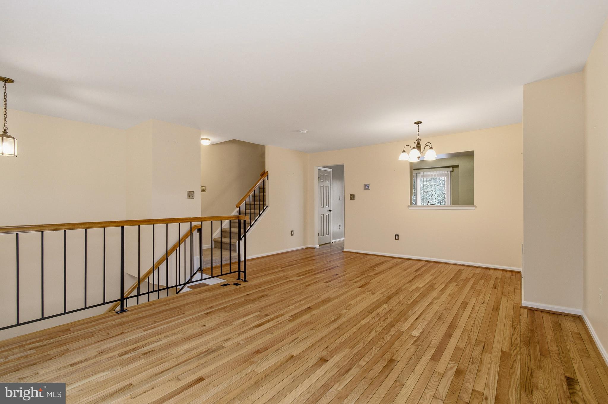 CROFTON MEADOWS - Residential