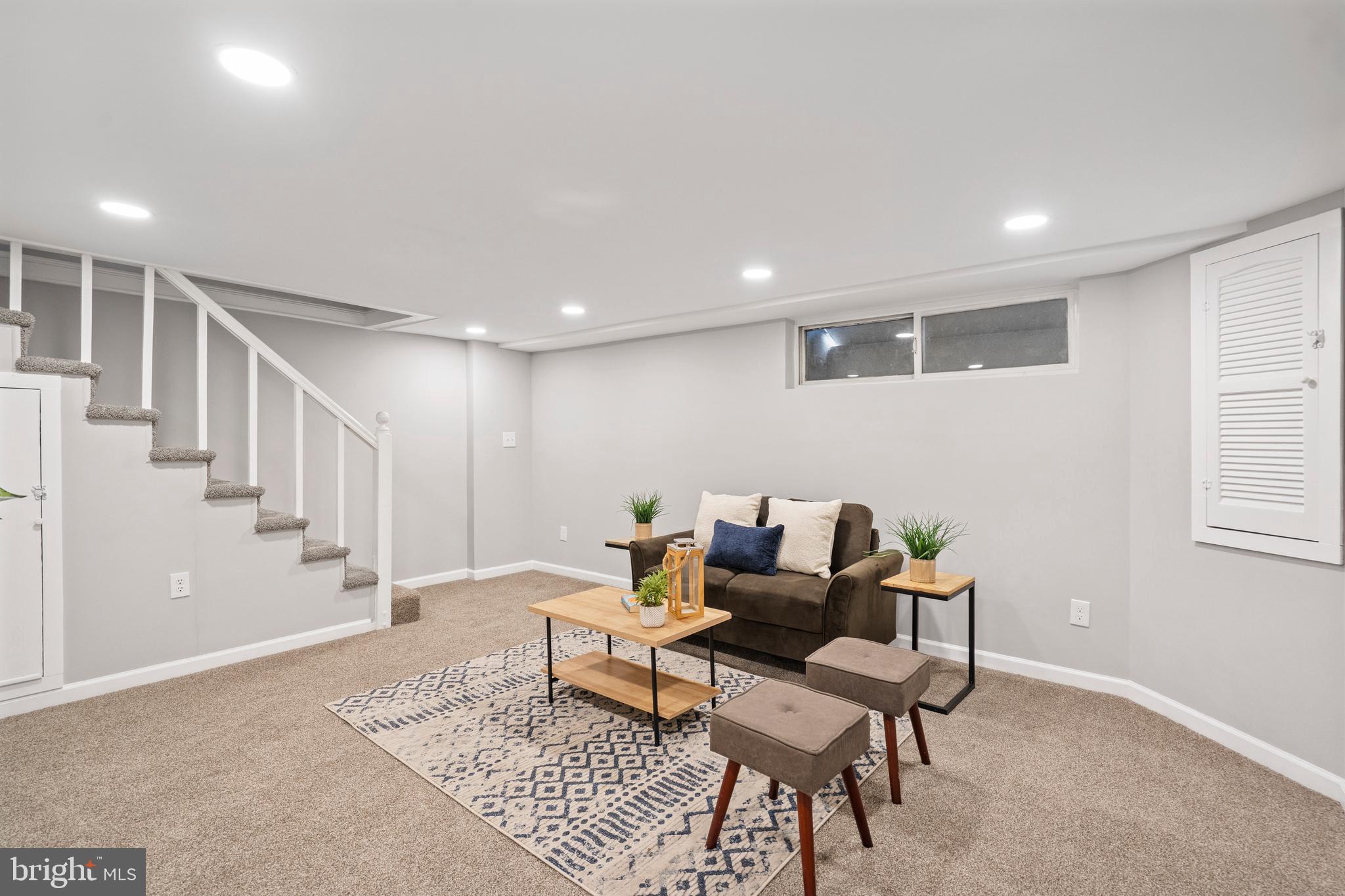 NORTHWOOD - Residential