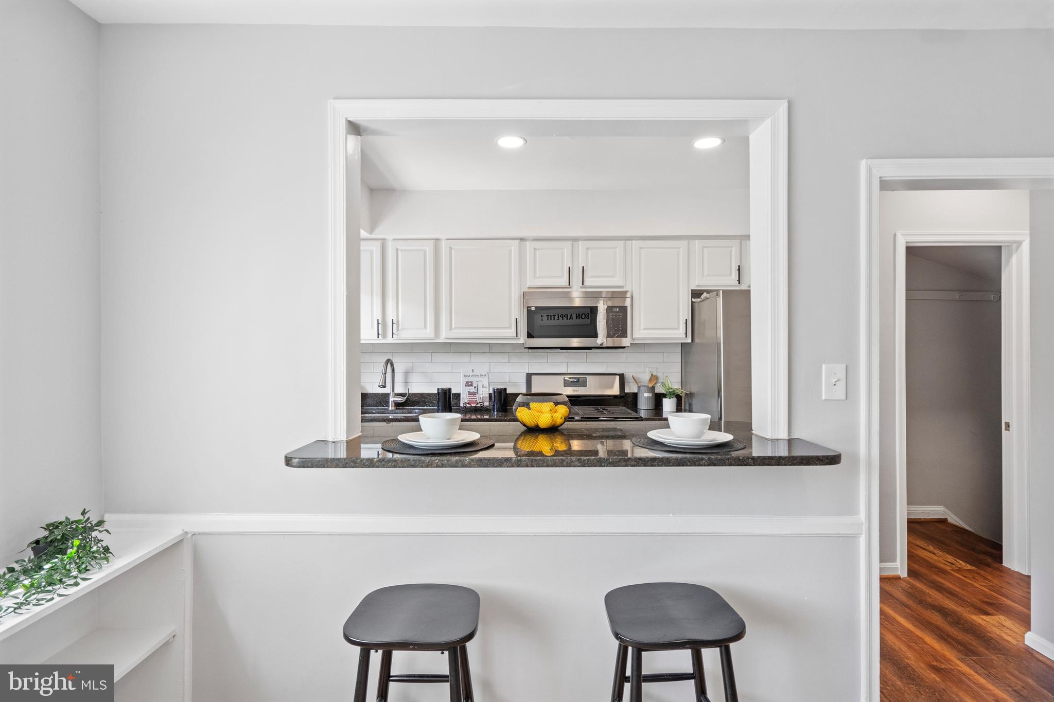 NORTHWOOD - Residential