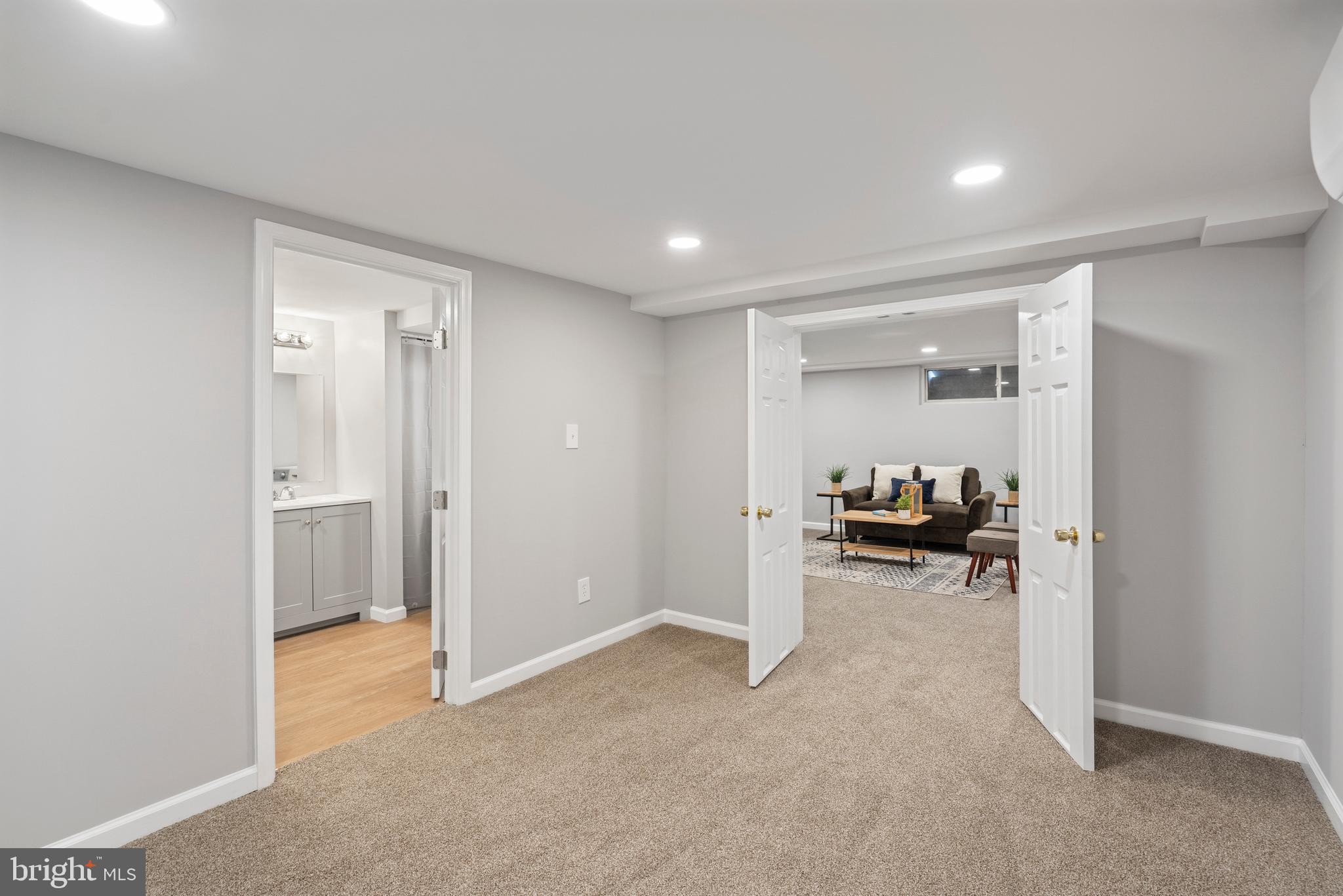 NORTHWOOD - Residential