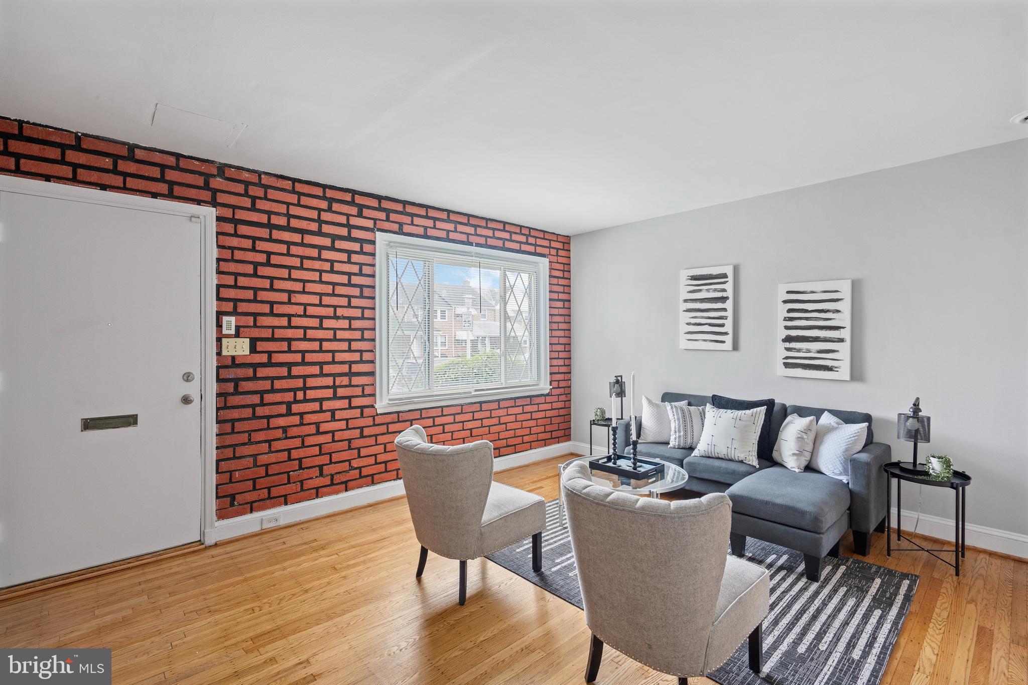 NORTHWOOD - Residential