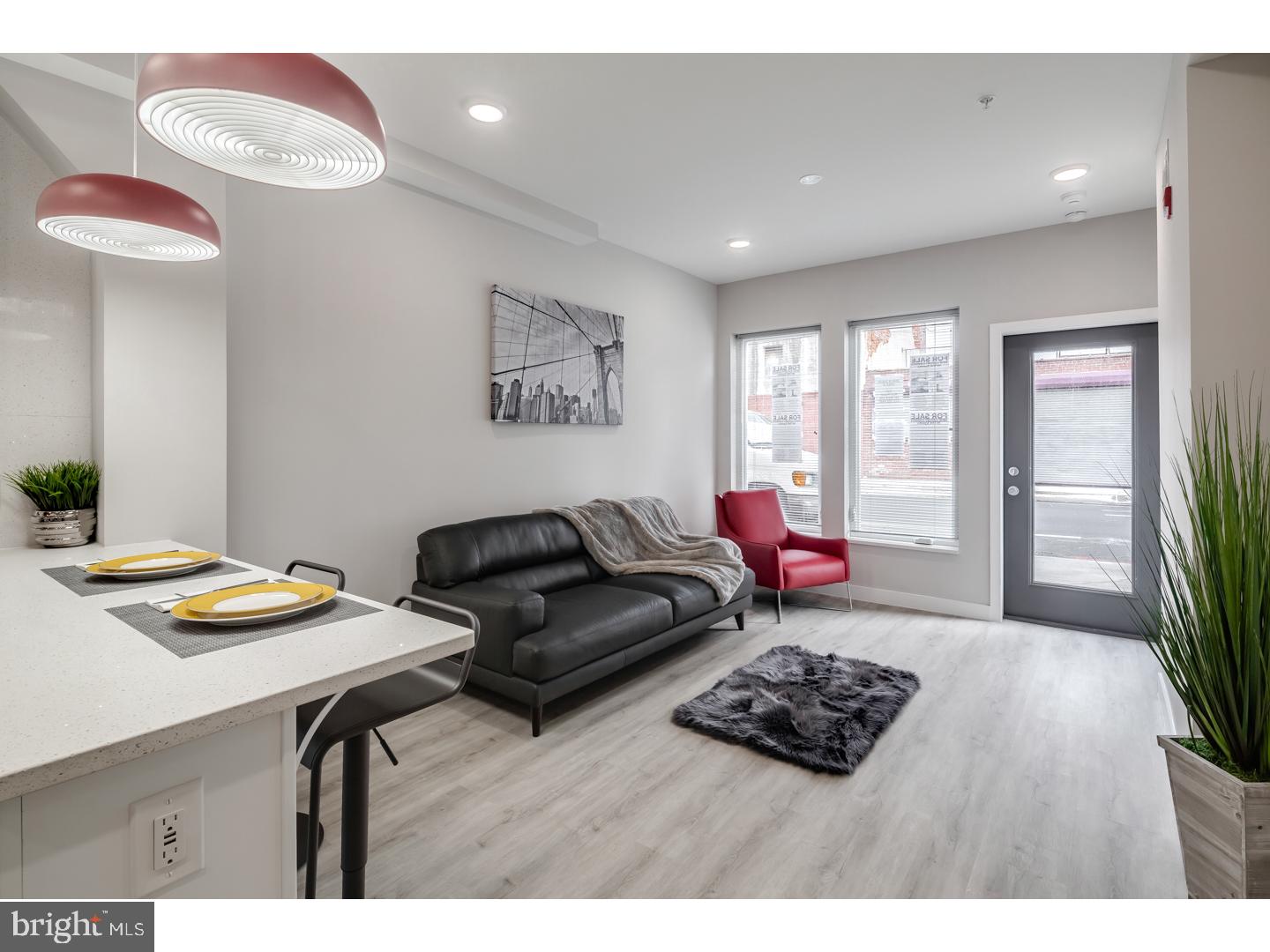 OLDE KENSINGTON - Residential