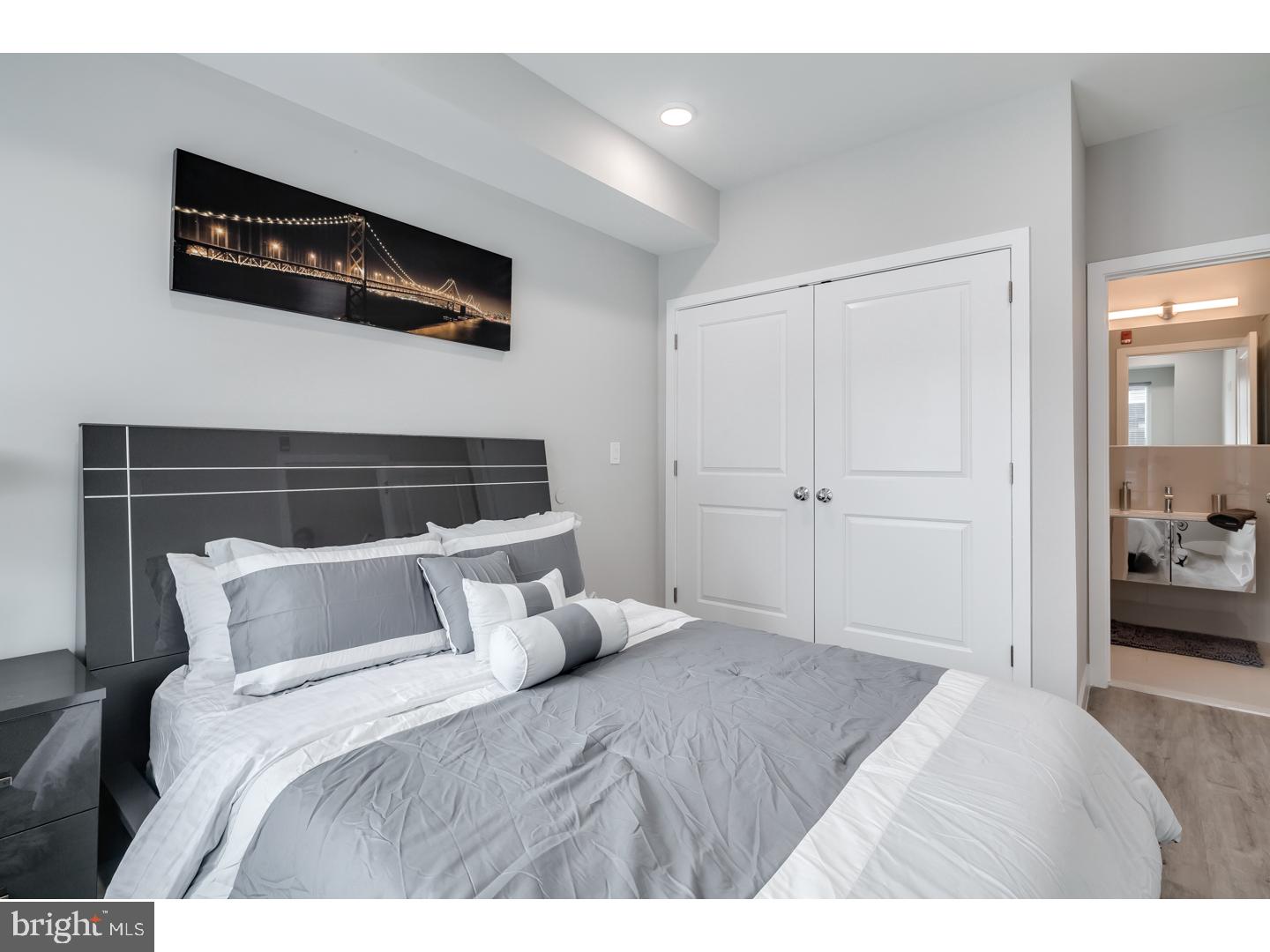 OLDE KENSINGTON - Residential