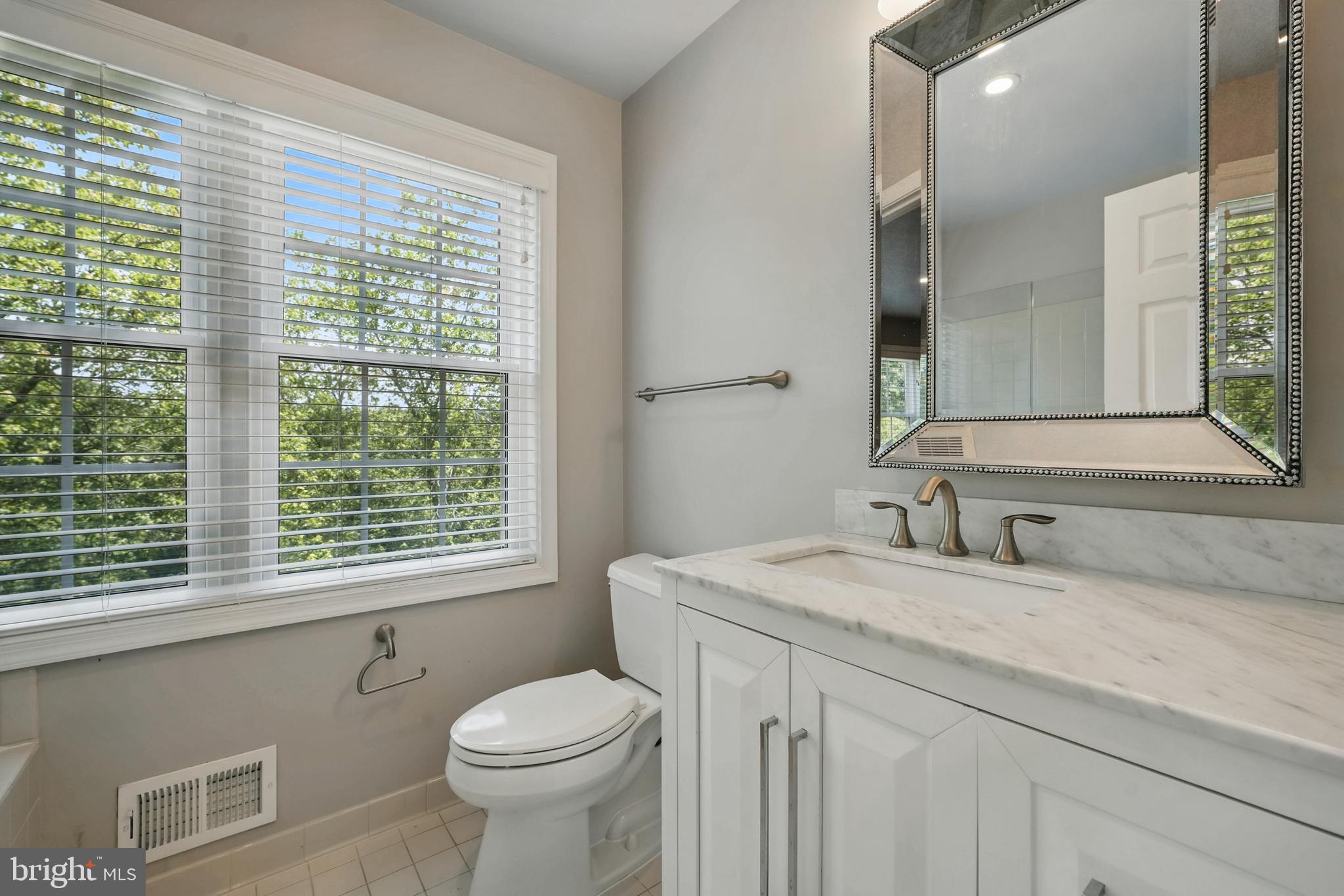 HARVEST RIDGE - Residential Lease