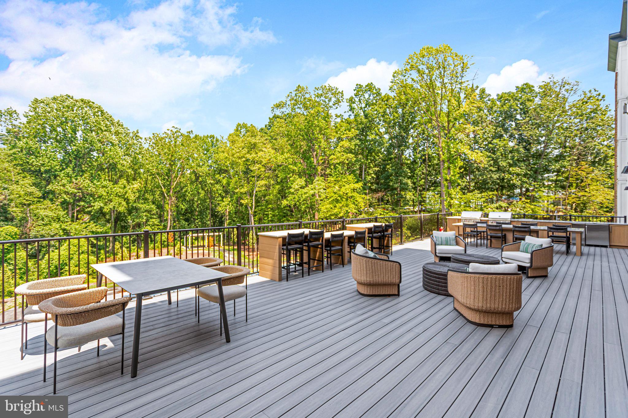 BAY VIEW ESTATES - Residential