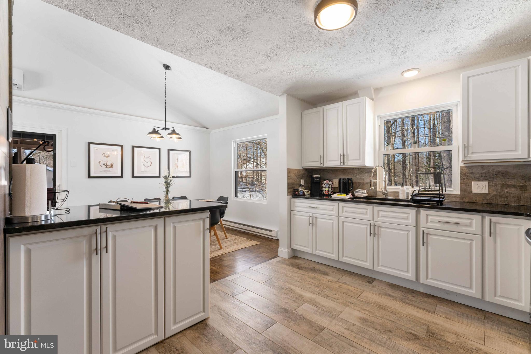 GREENWOOD ACRES - Residential