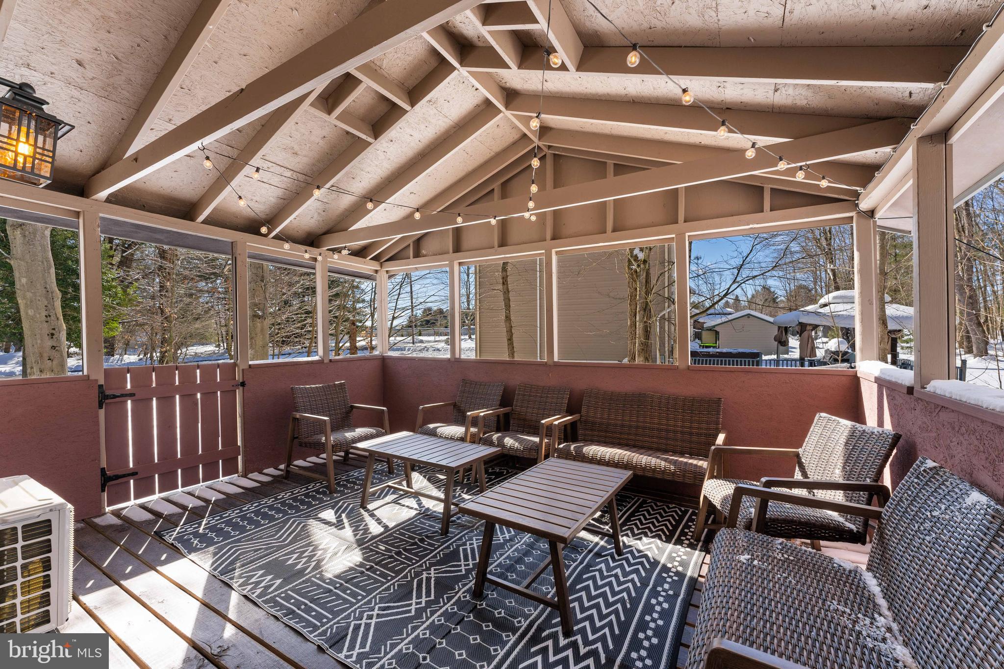 GREENWOOD ACRES - Residential