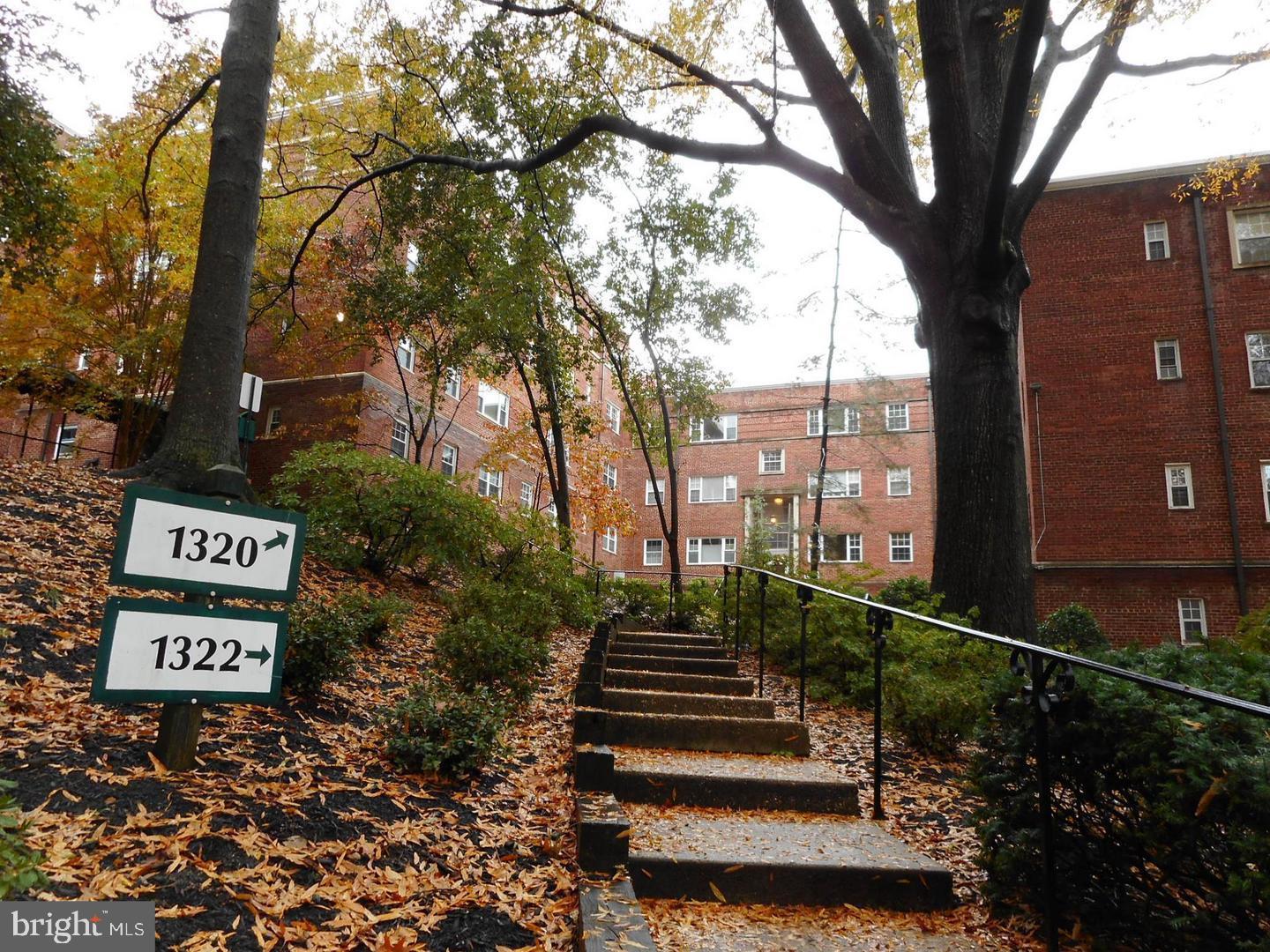 WESTMORELAND TERRACE - Residential Lease