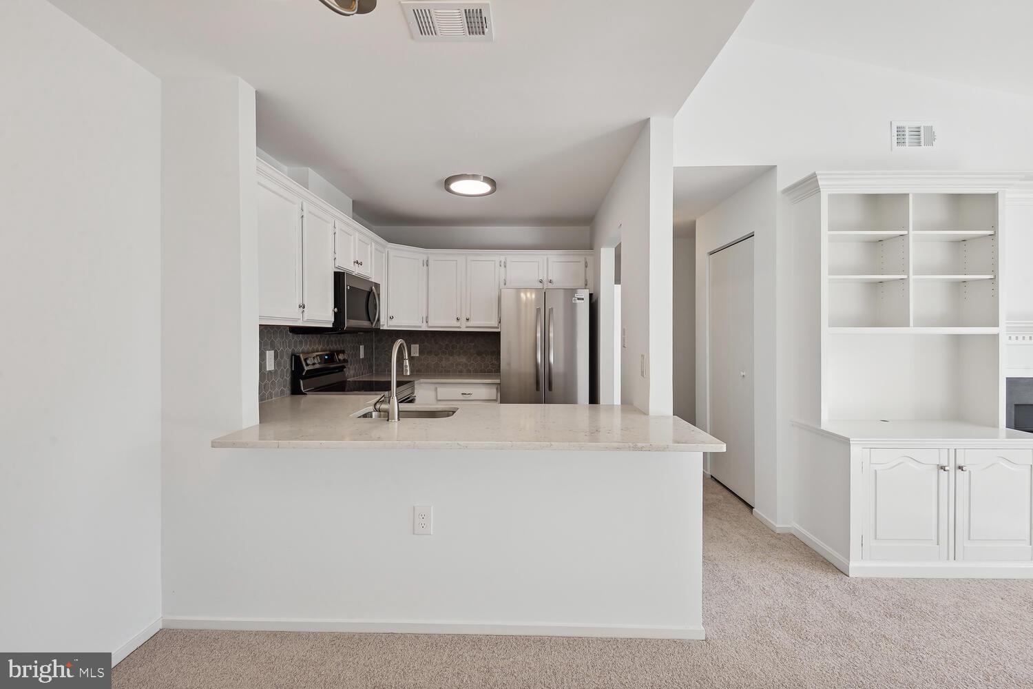 RAMBLEWOOD AT DAVENTRY - Residential Lease