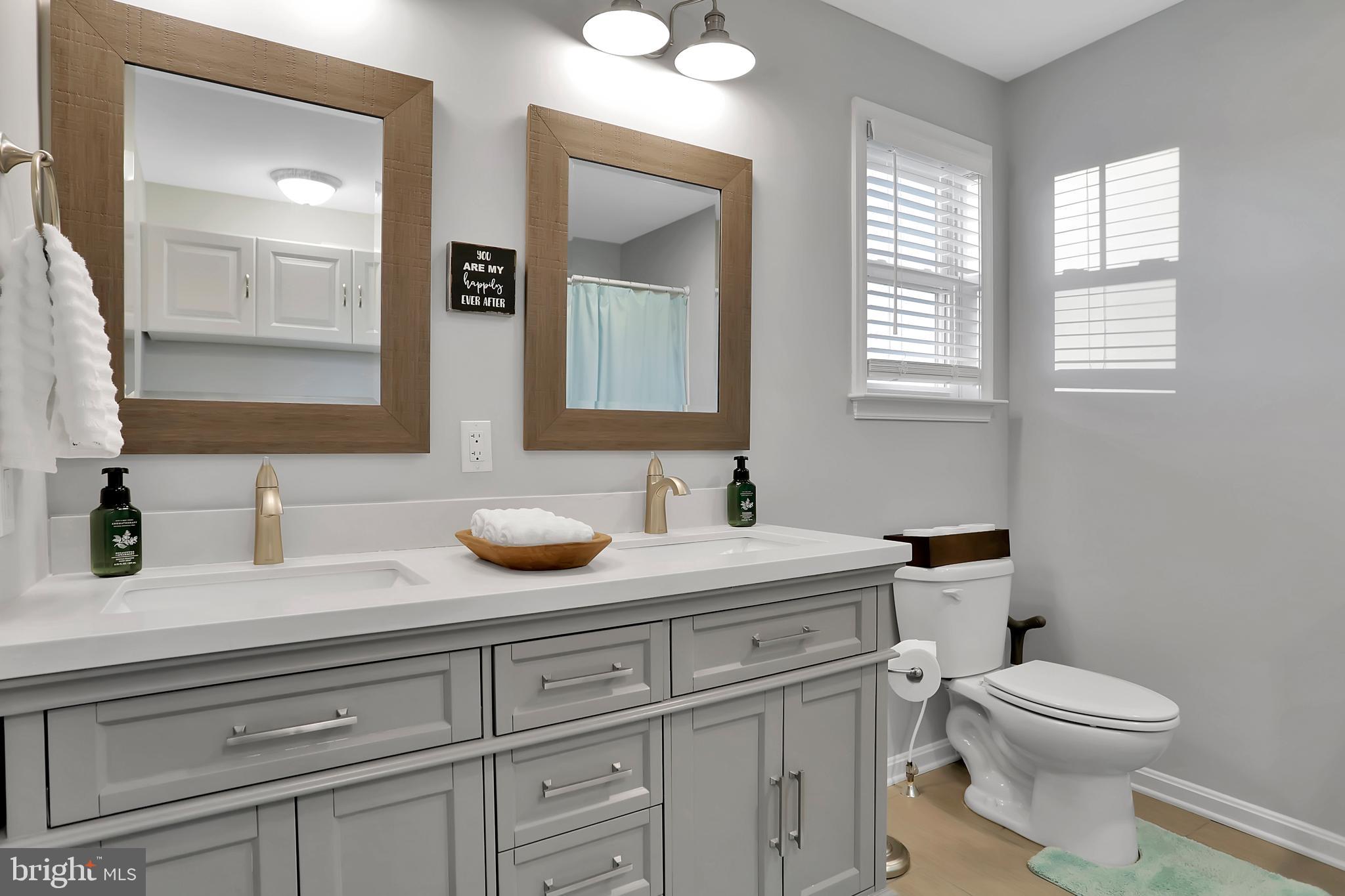 DAVIS STRASBURG - Residential