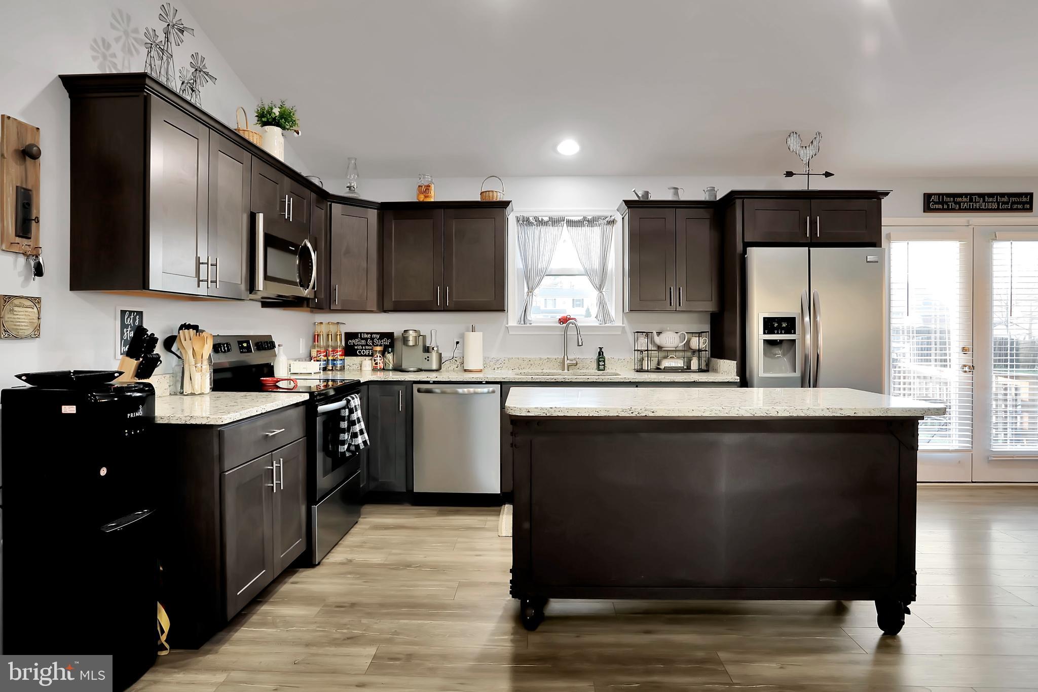 DAVIS STRASBURG - Residential