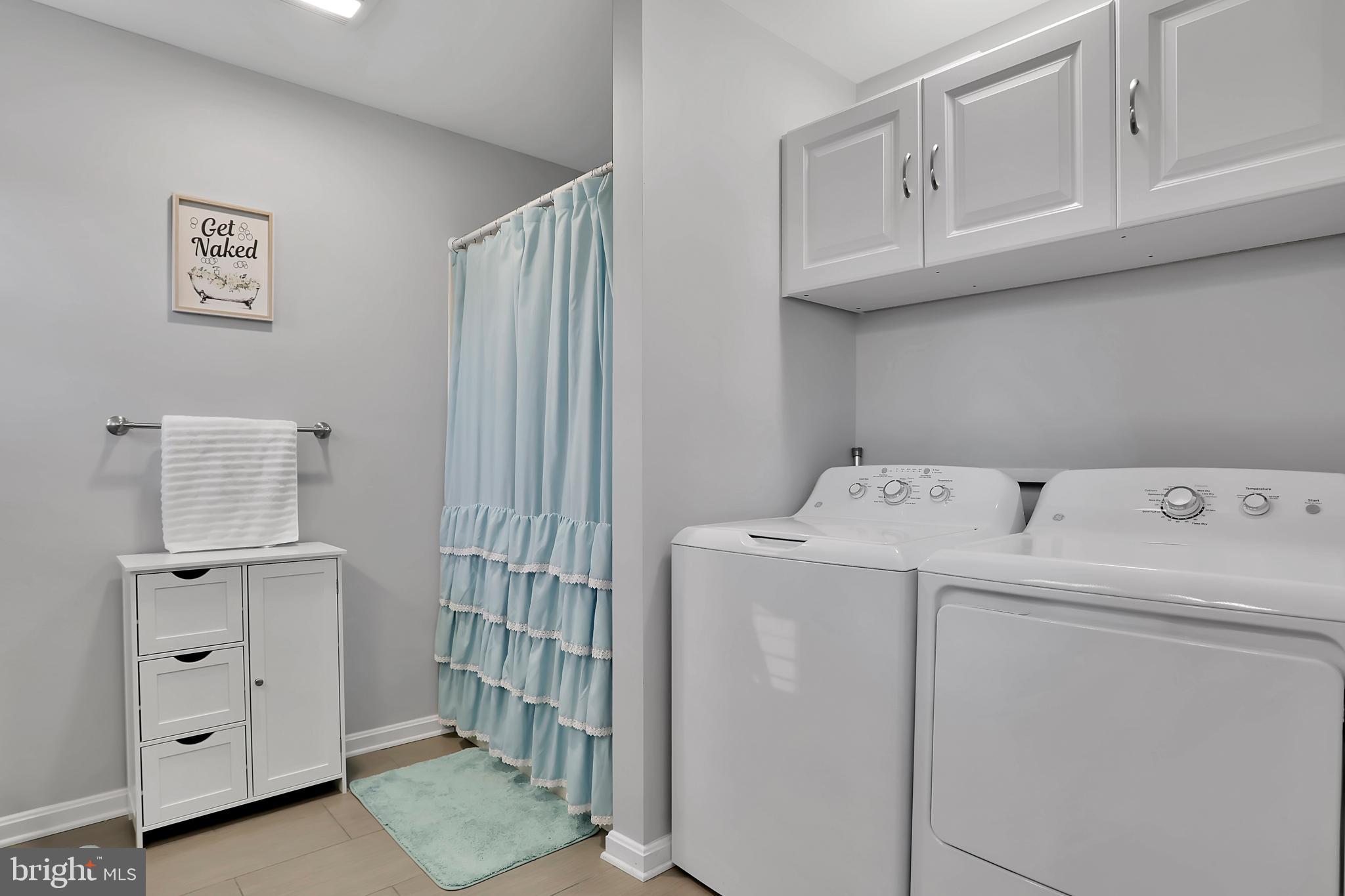 DAVIS STRASBURG - Residential