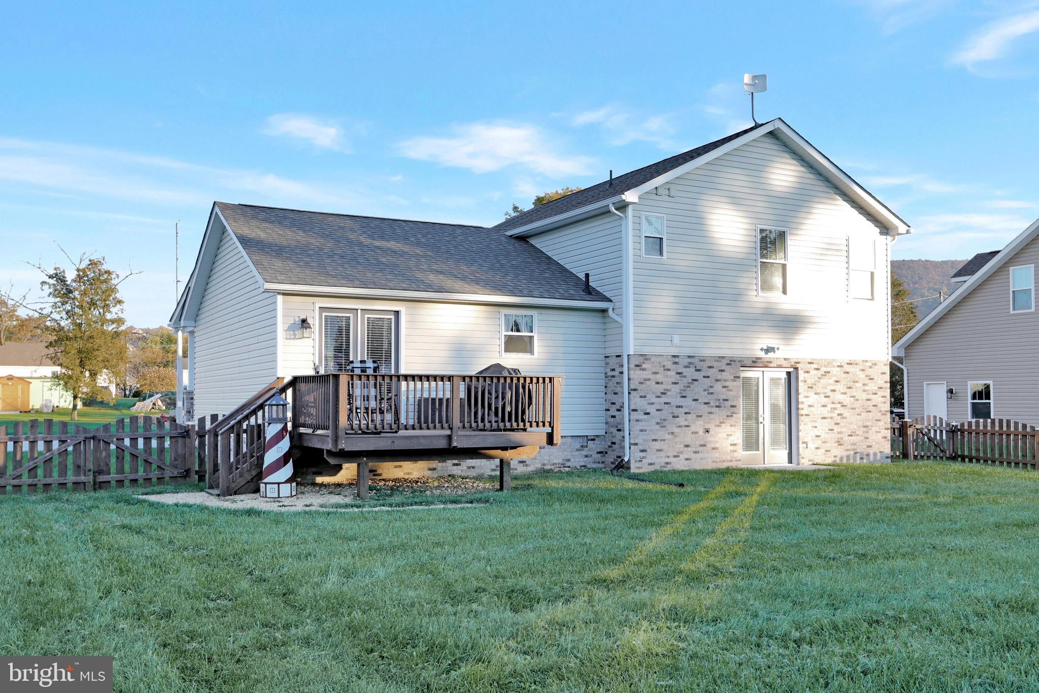 DAVIS STRASBURG - Residential