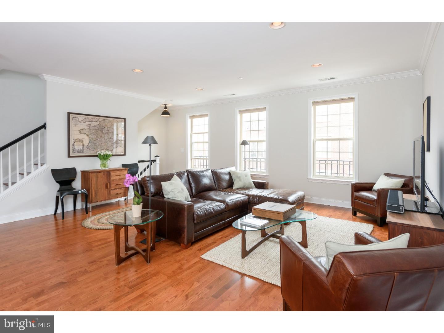 NAVAL SQUARE - Residential