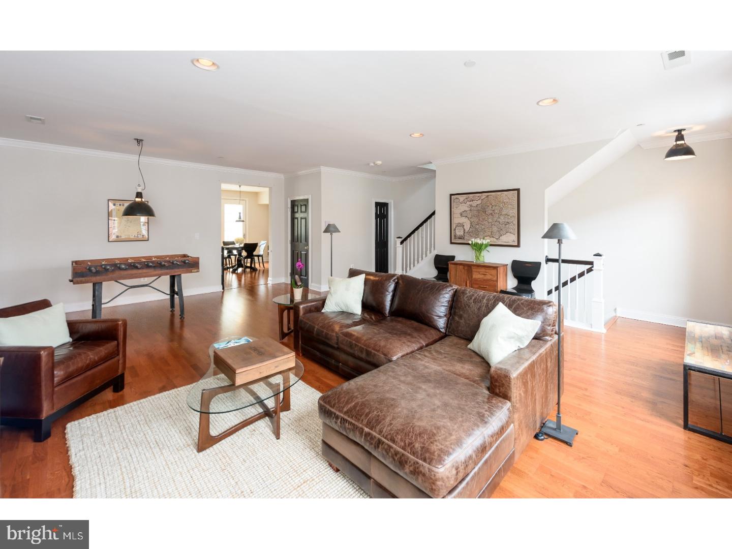 NAVAL SQUARE - Residential