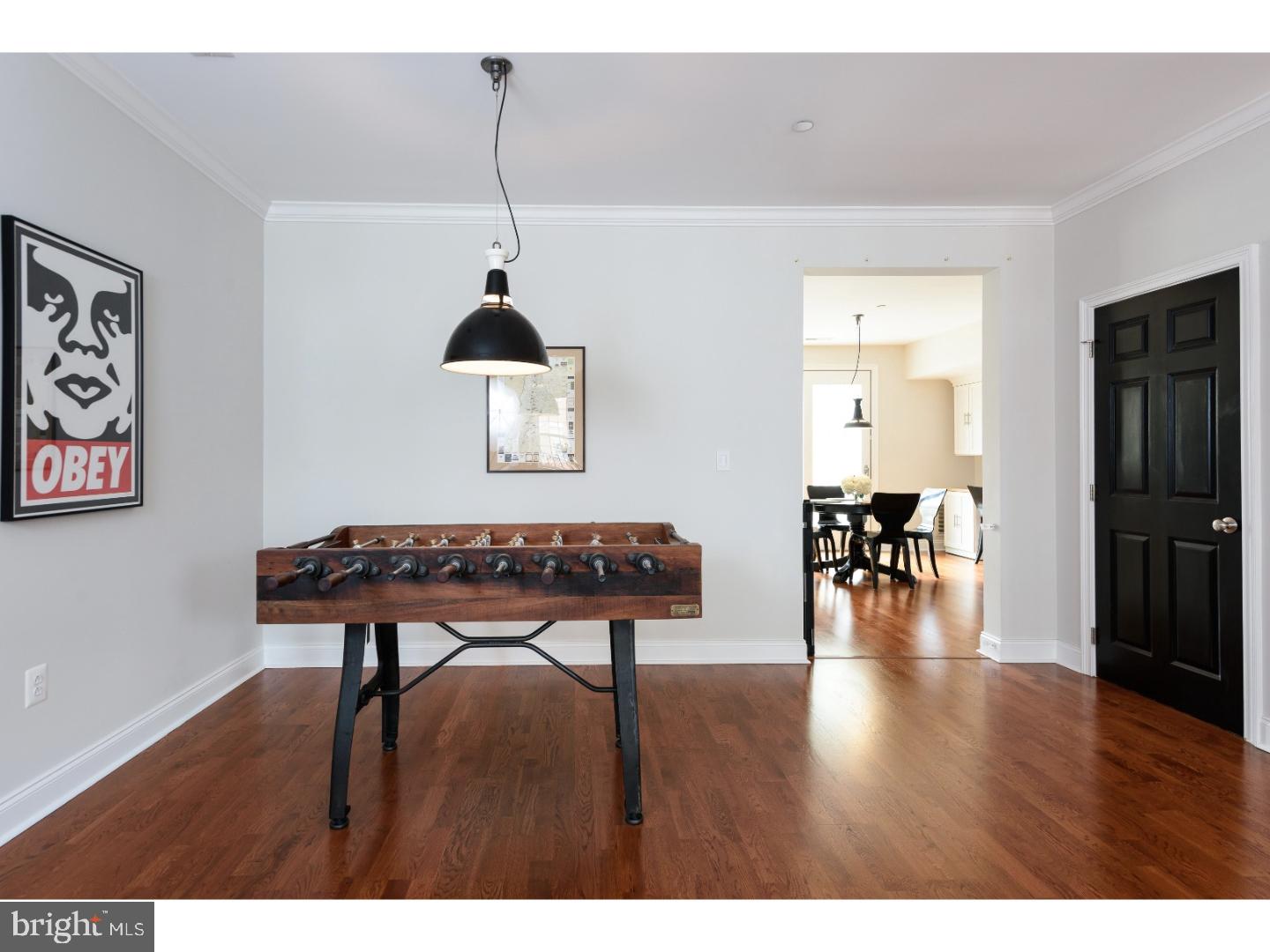 NAVAL SQUARE - Residential