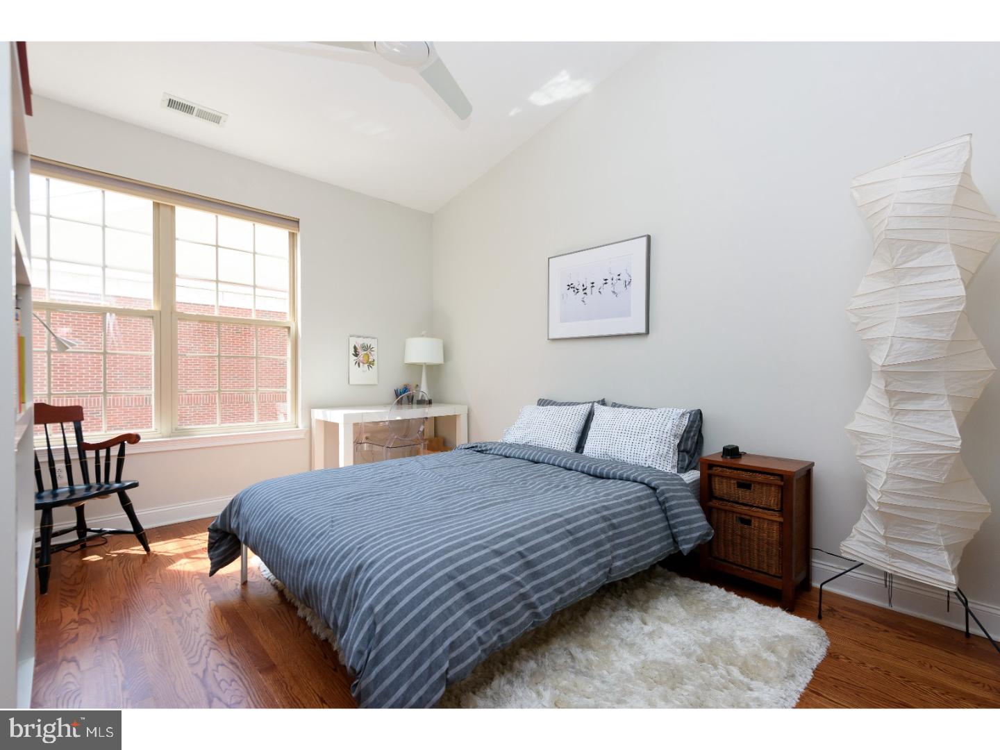 NAVAL SQUARE - Residential