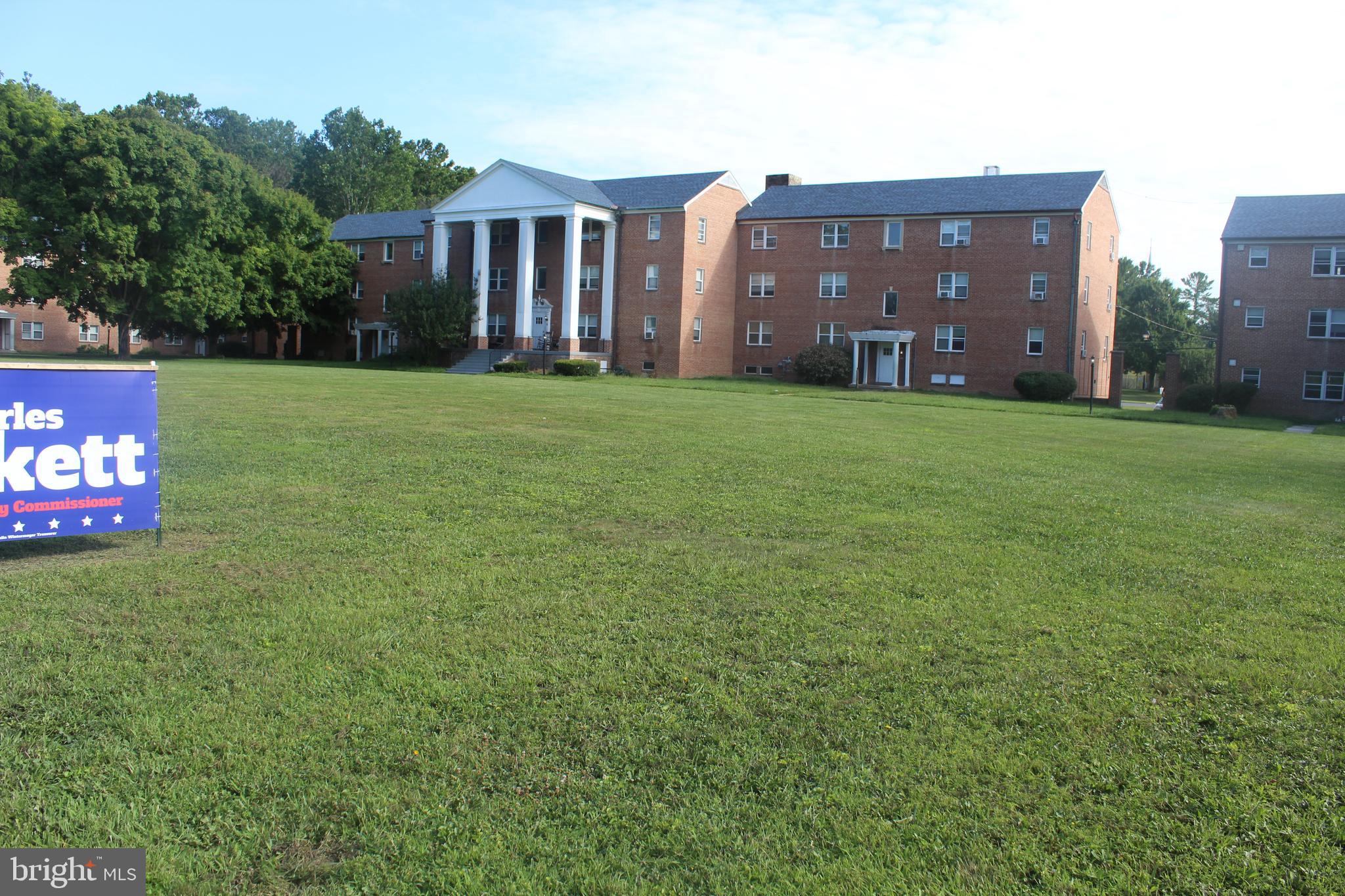 300 NORTHERN AVENUE APT 2H