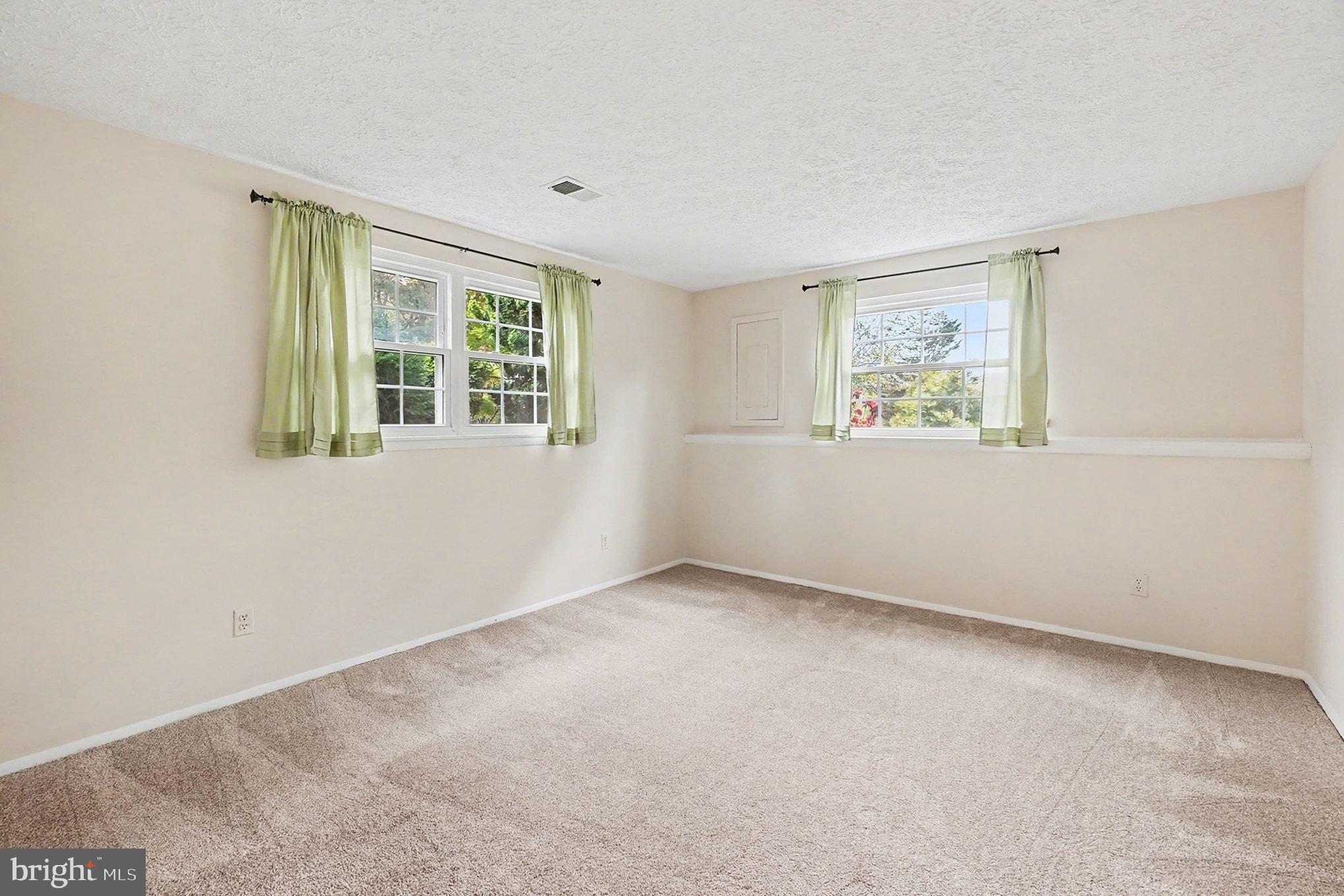 JARRETTSWOOD - Residential