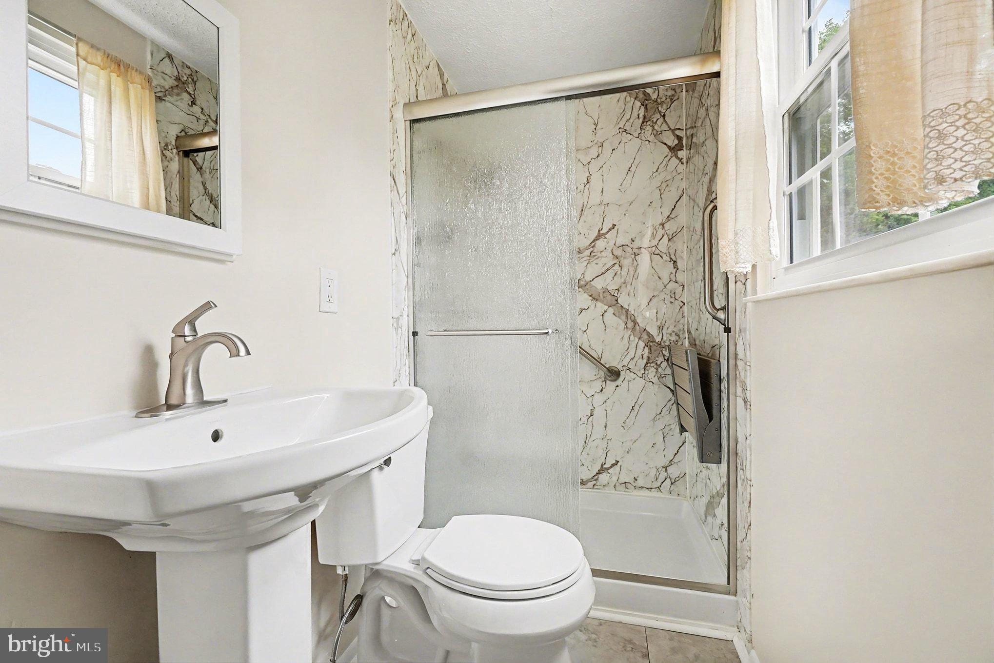 JARRETTSWOOD - Residential