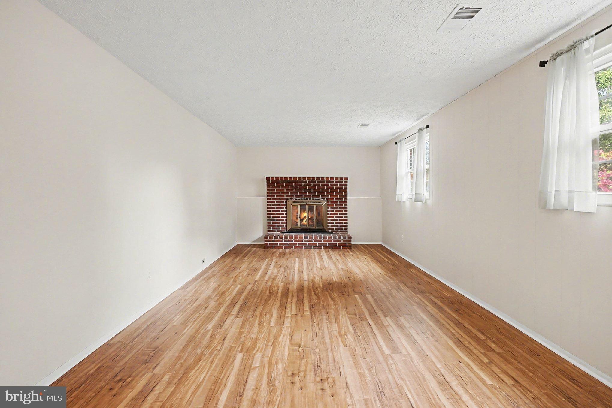 JARRETTSWOOD - Residential