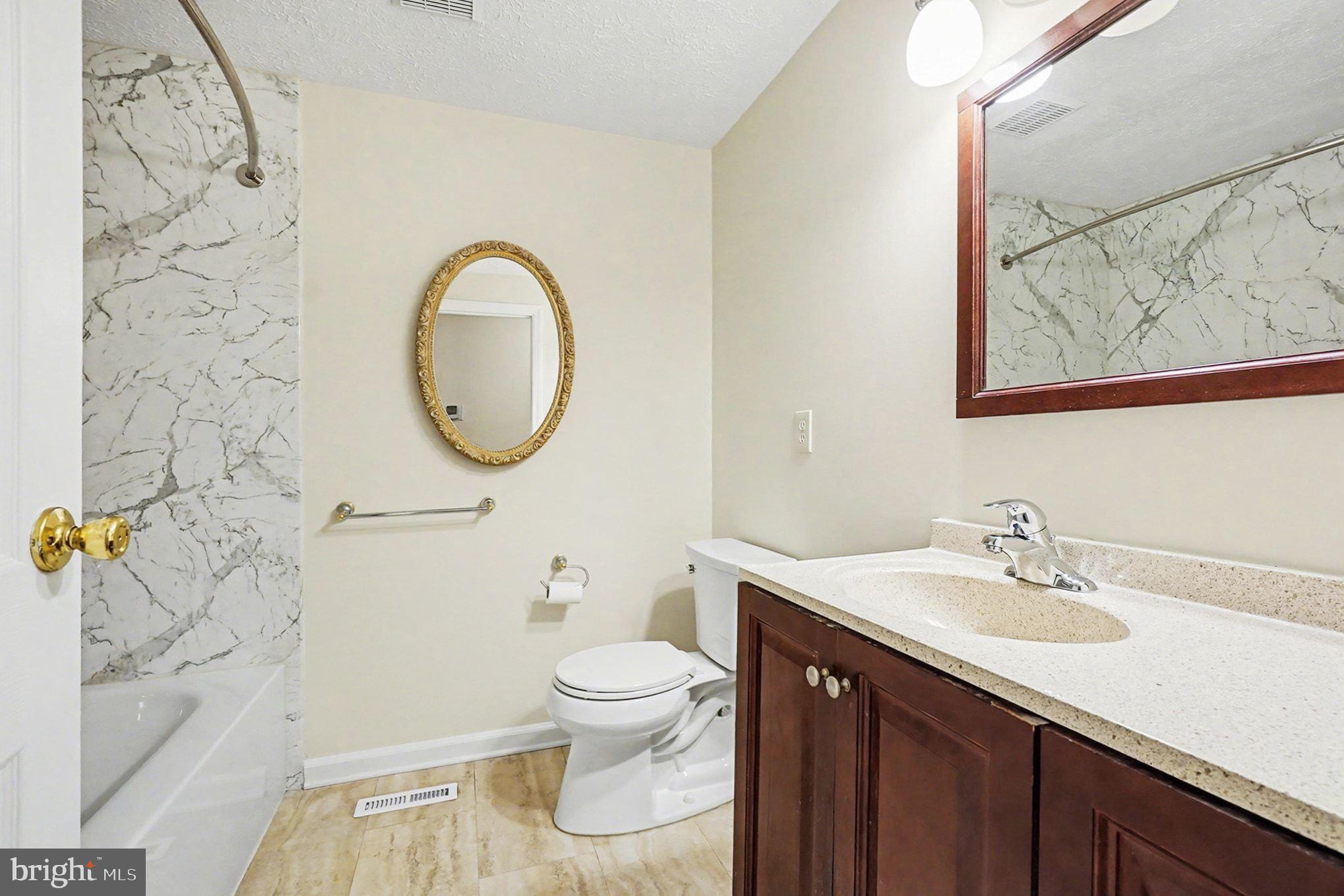 JARRETTSWOOD - Residential