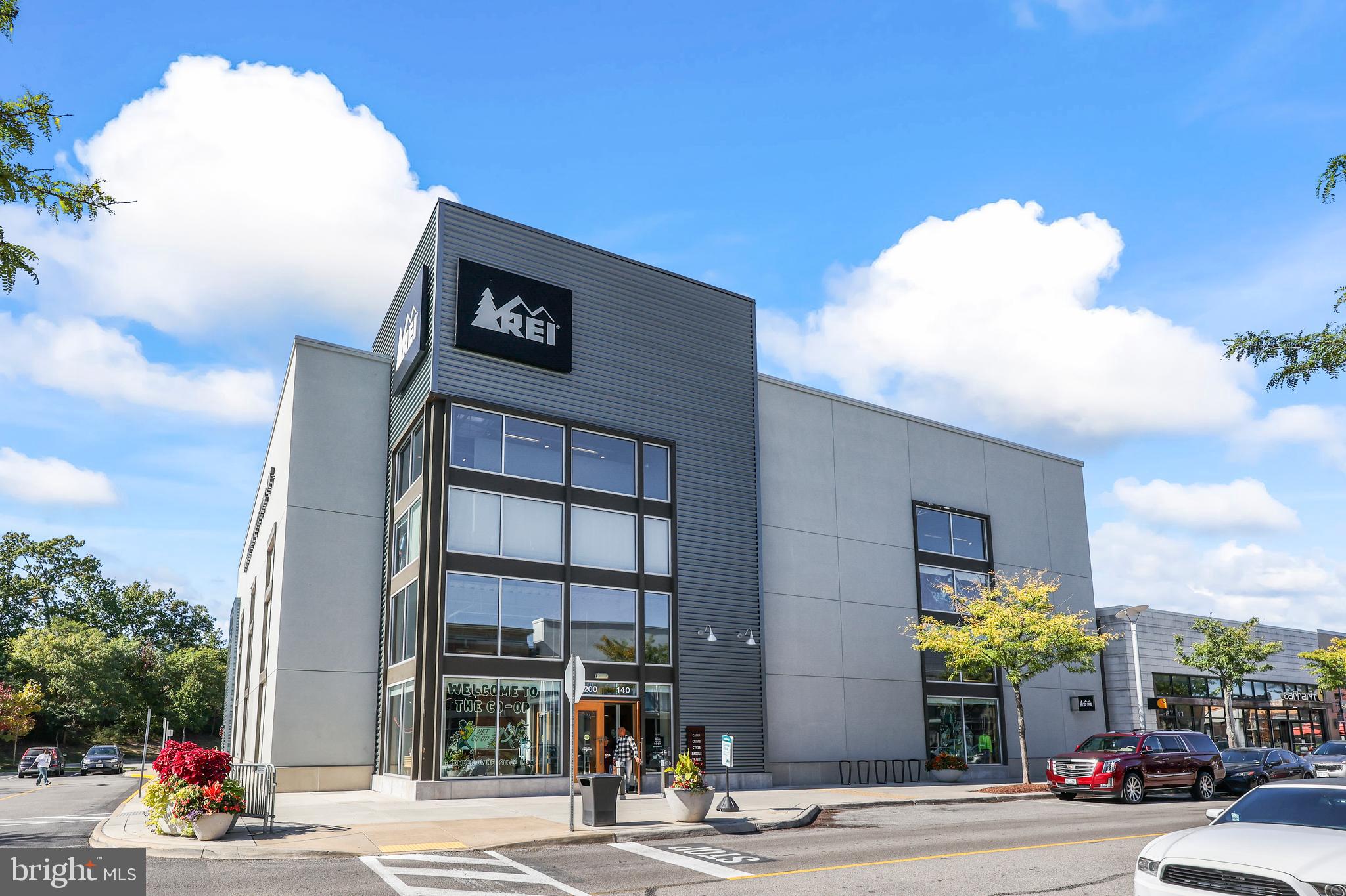 LAKE RIDGE - Residential