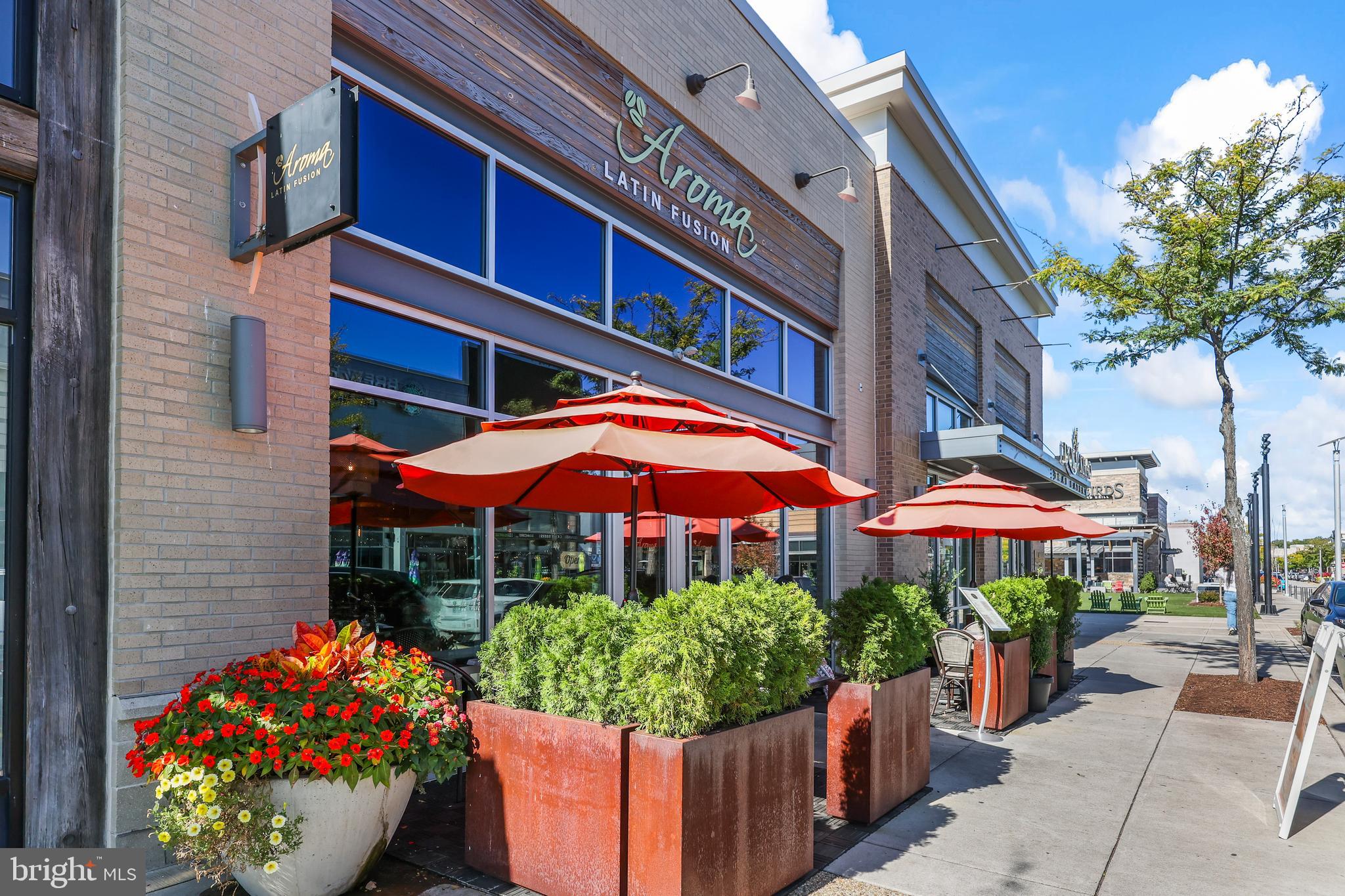 LAKE RIDGE - Residential