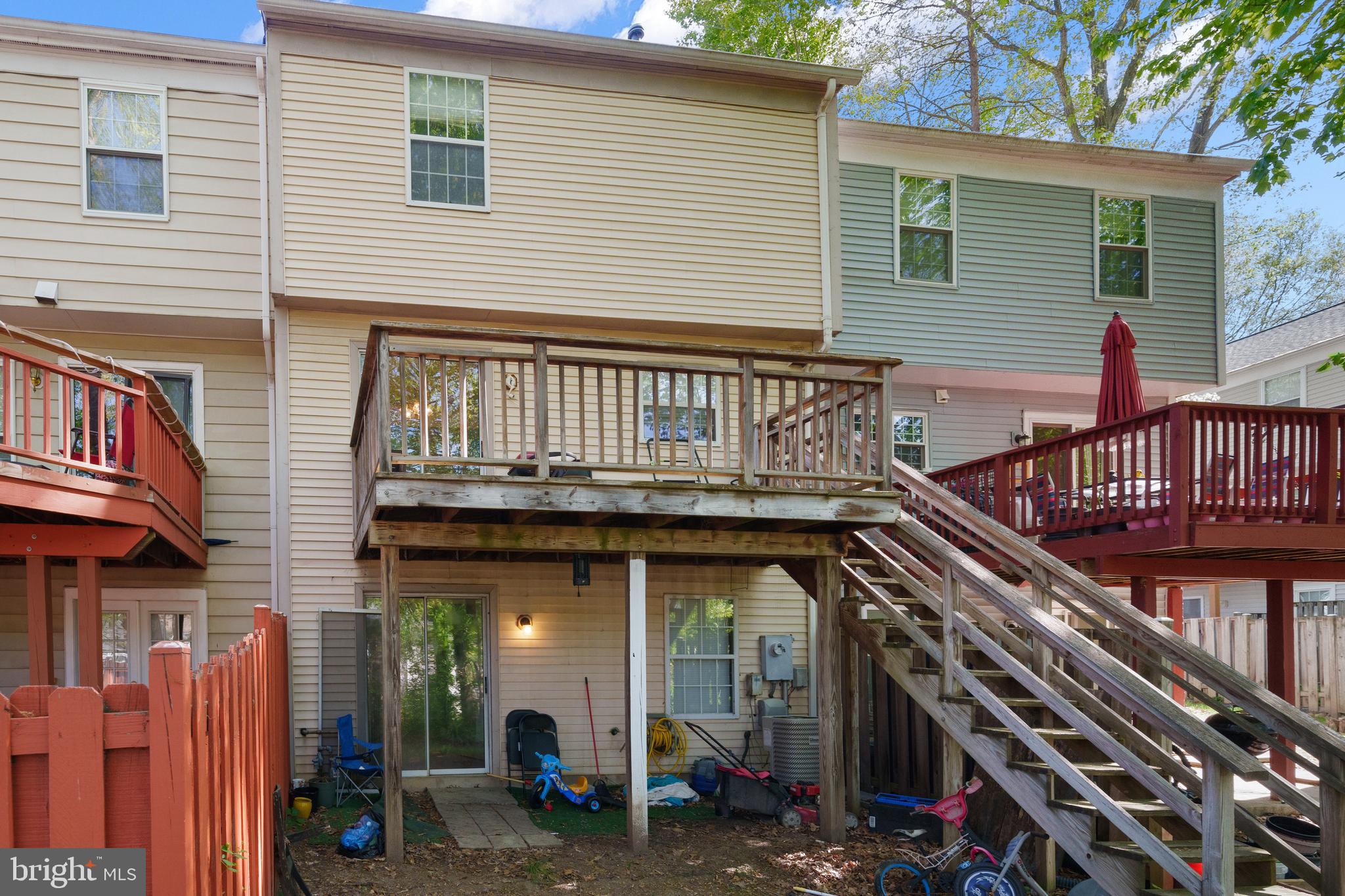 LAKE RIDGE - Residential