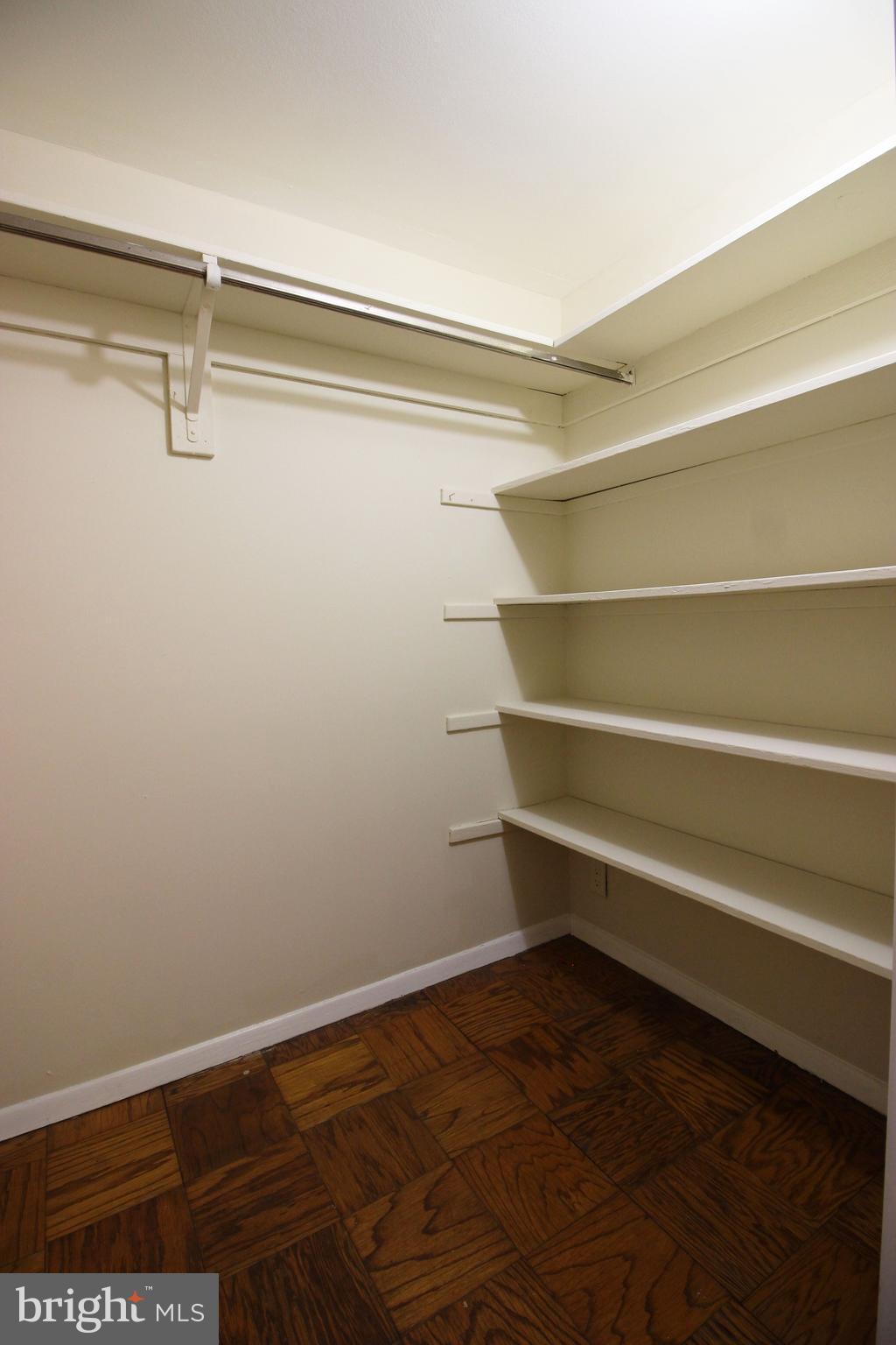 HUNTINGTON CLUB - Residential