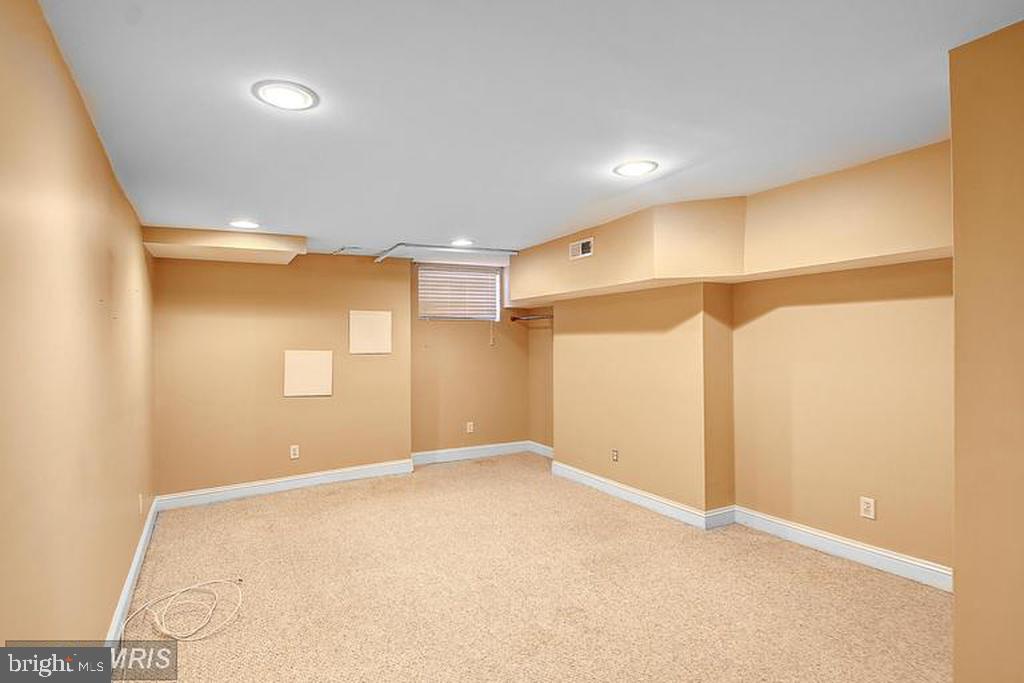 FEDERAL HILL HISTORIC DISTRICT - Residential Lease