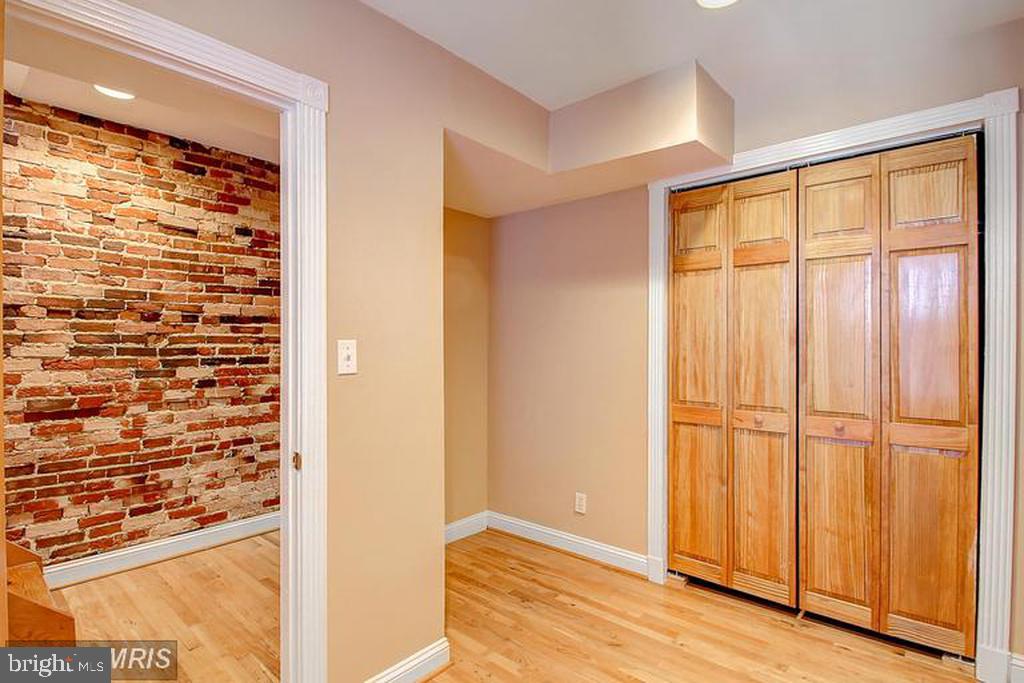 FEDERAL HILL HISTORIC DISTRICT - Residential Lease