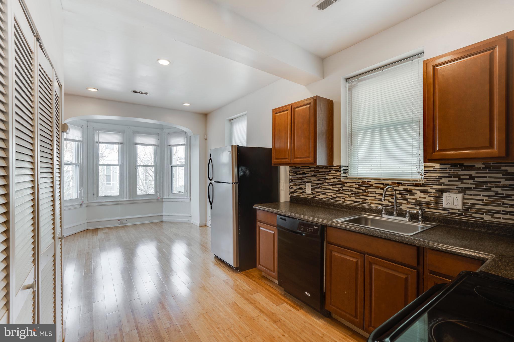 Great 4 bedroom, 2 bath rental in Powelton Village. This nicely renovated bi-level unit features hardwood flooring, an open floorplan kitchen, laundry in the unit, and central heat and air conditioning. Can't beat this location! Walk to Drexel, U Penn, Presbyterian Hospital, Vidas Athletic Fields, and local restaurants and cafes. Close to many Septa bus routes including the Market-Frankford Blue Line, Lancaster Ave #10 trolley, and minutes away from 30th Street Station, with access to all Regional Train Lines. Close to Center City Philadelphia, Art Museum, and the Philadelphia Zoo.