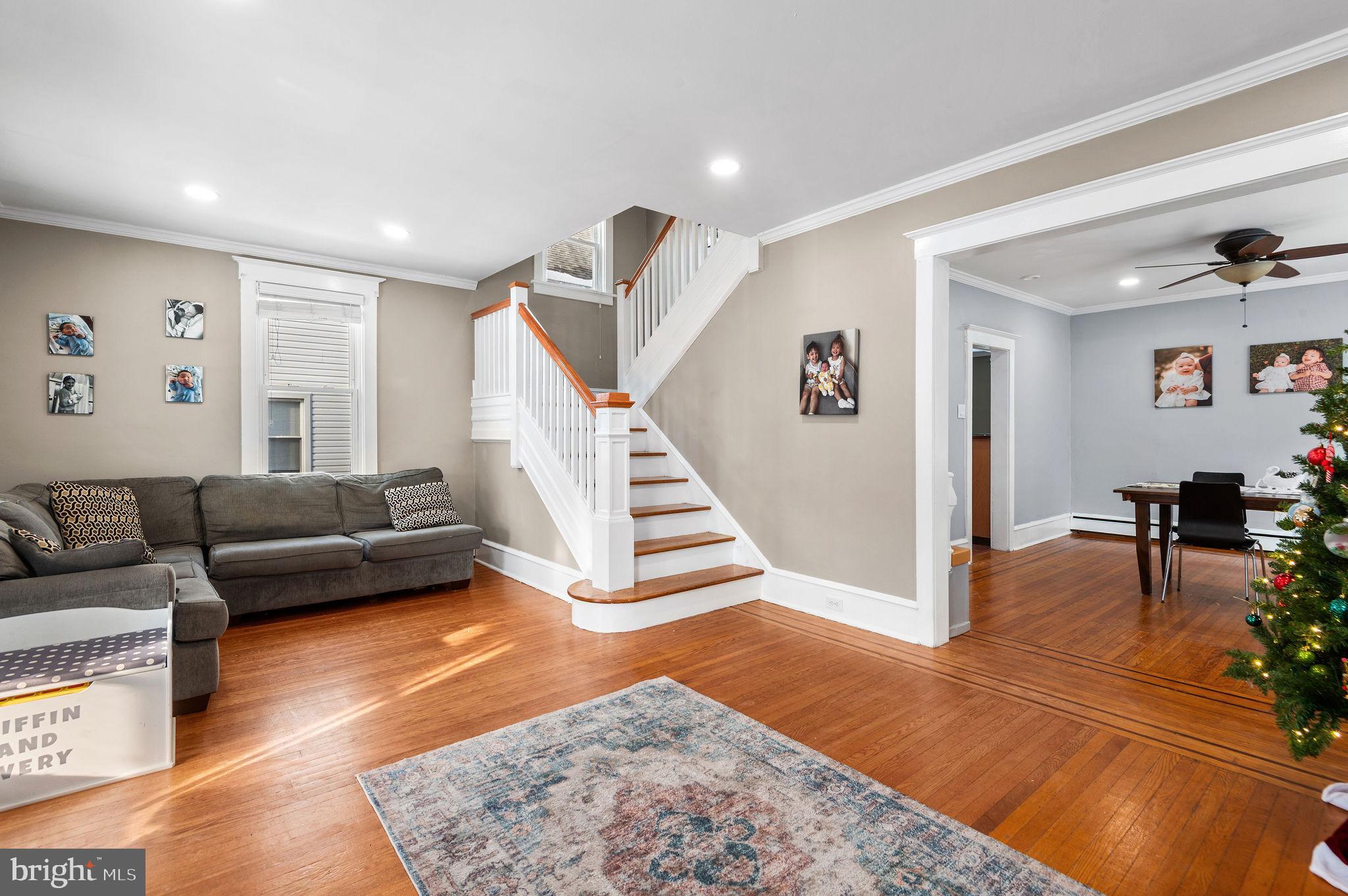 119 W MADISON AVENUE