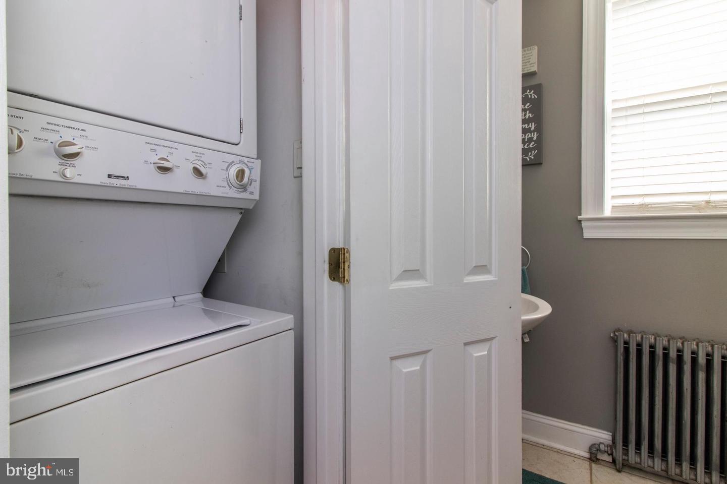 ROXBOROUGH - Residential Lease