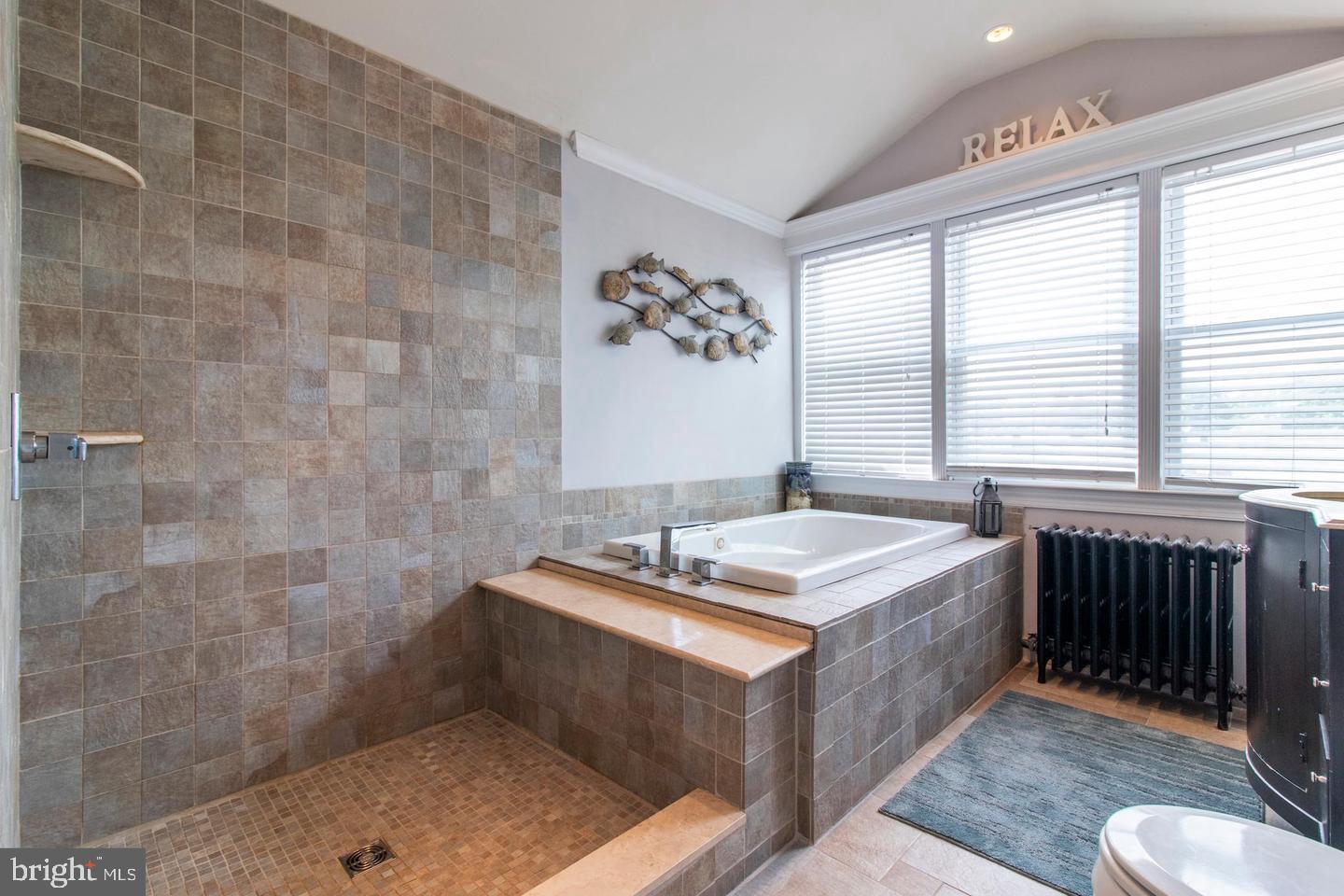 ROXBOROUGH - Residential Lease