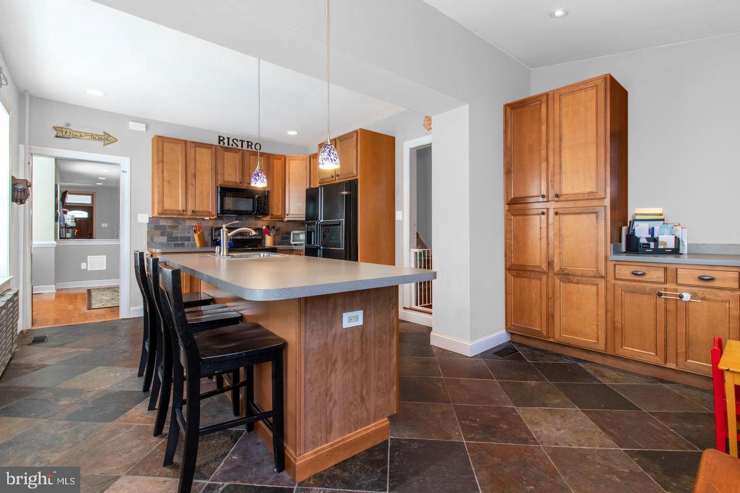 ROXBOROUGH - Residential Lease