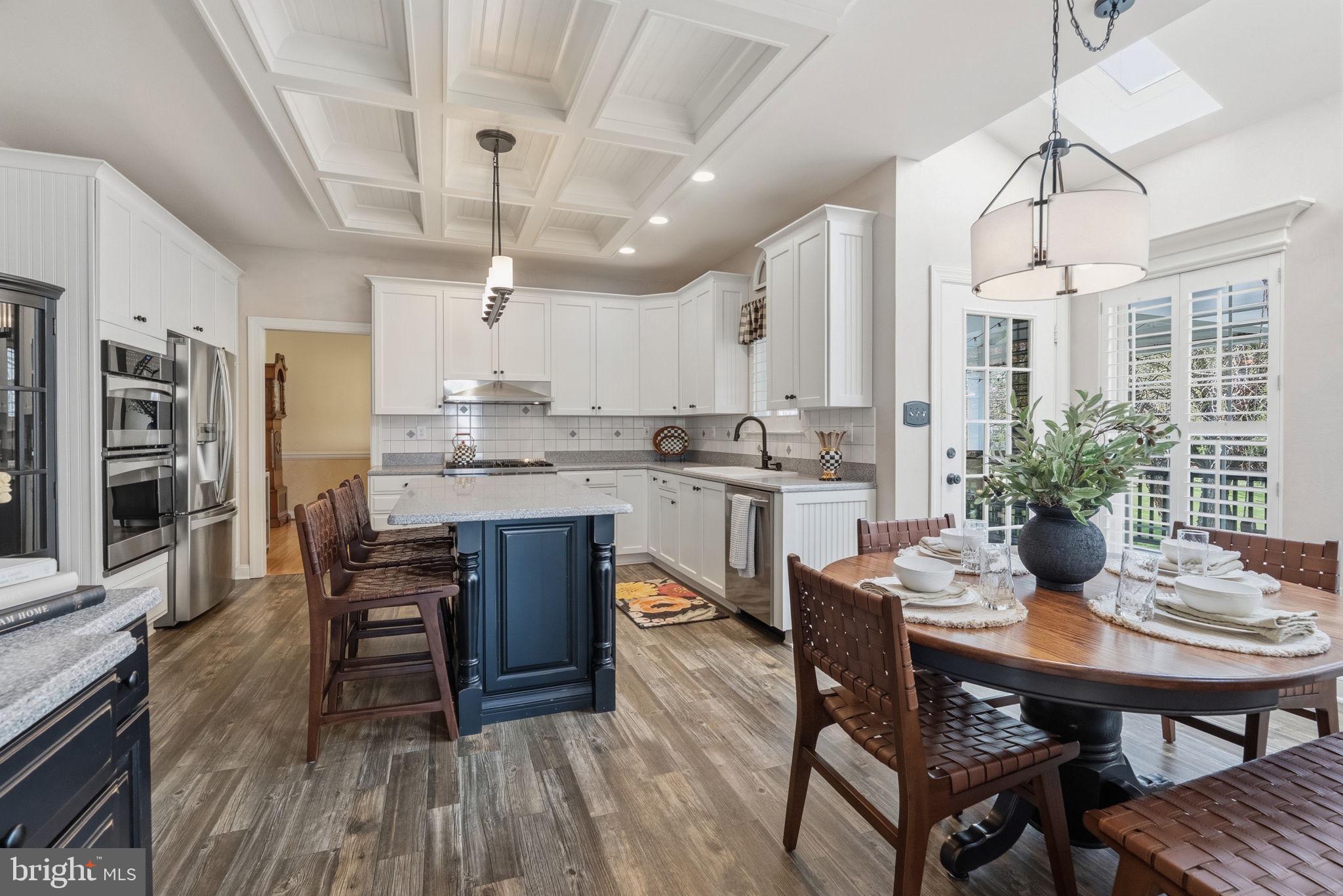 LOCHWOOD ESTATES - Residential