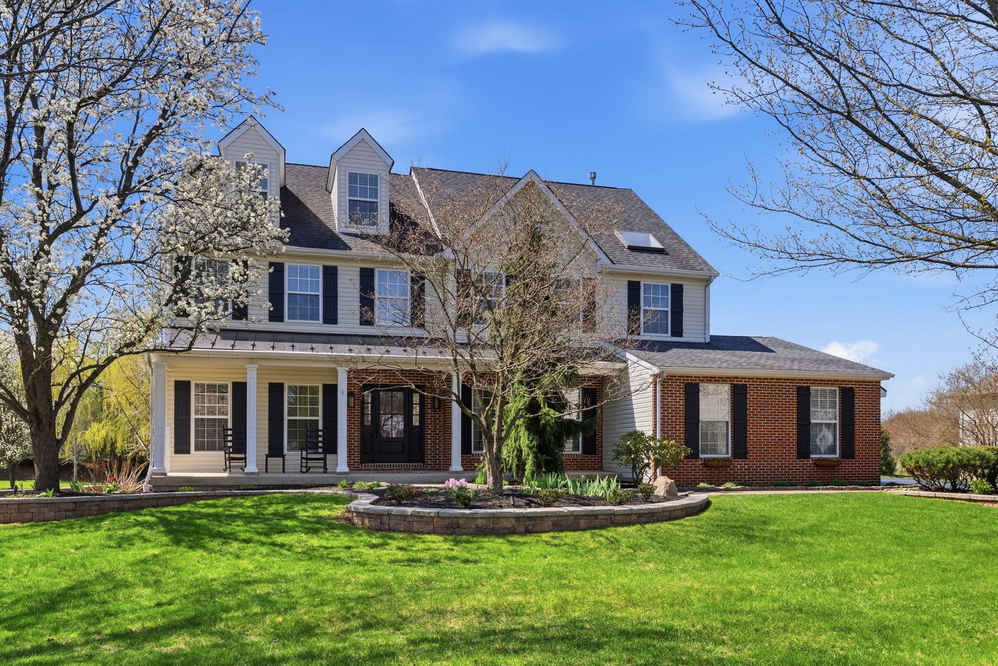 LOCHWOOD ESTATES - Residential