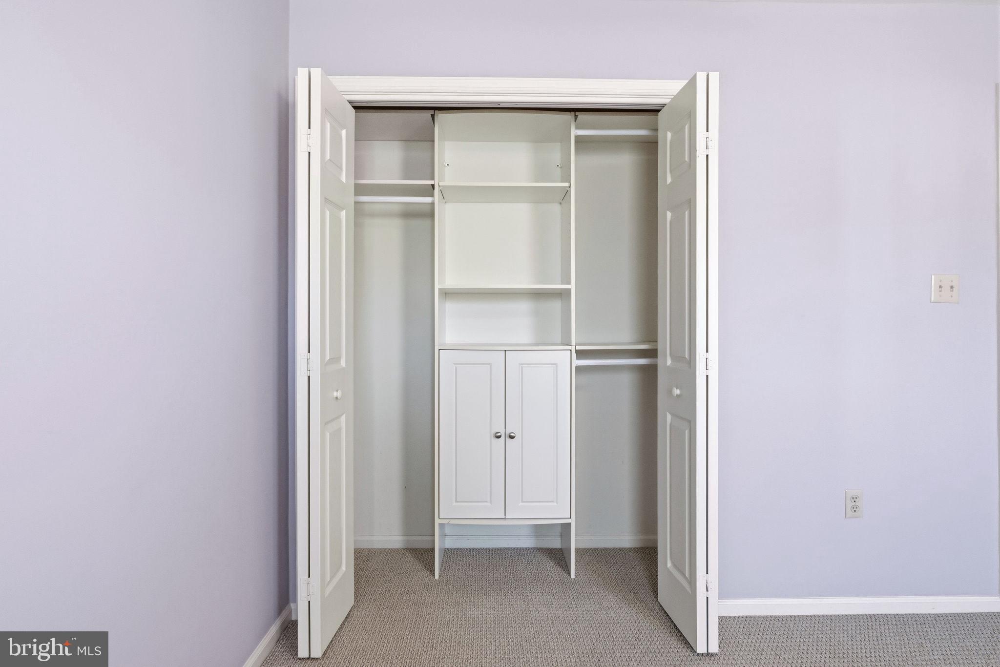 LOCHWOOD ESTATES - Residential