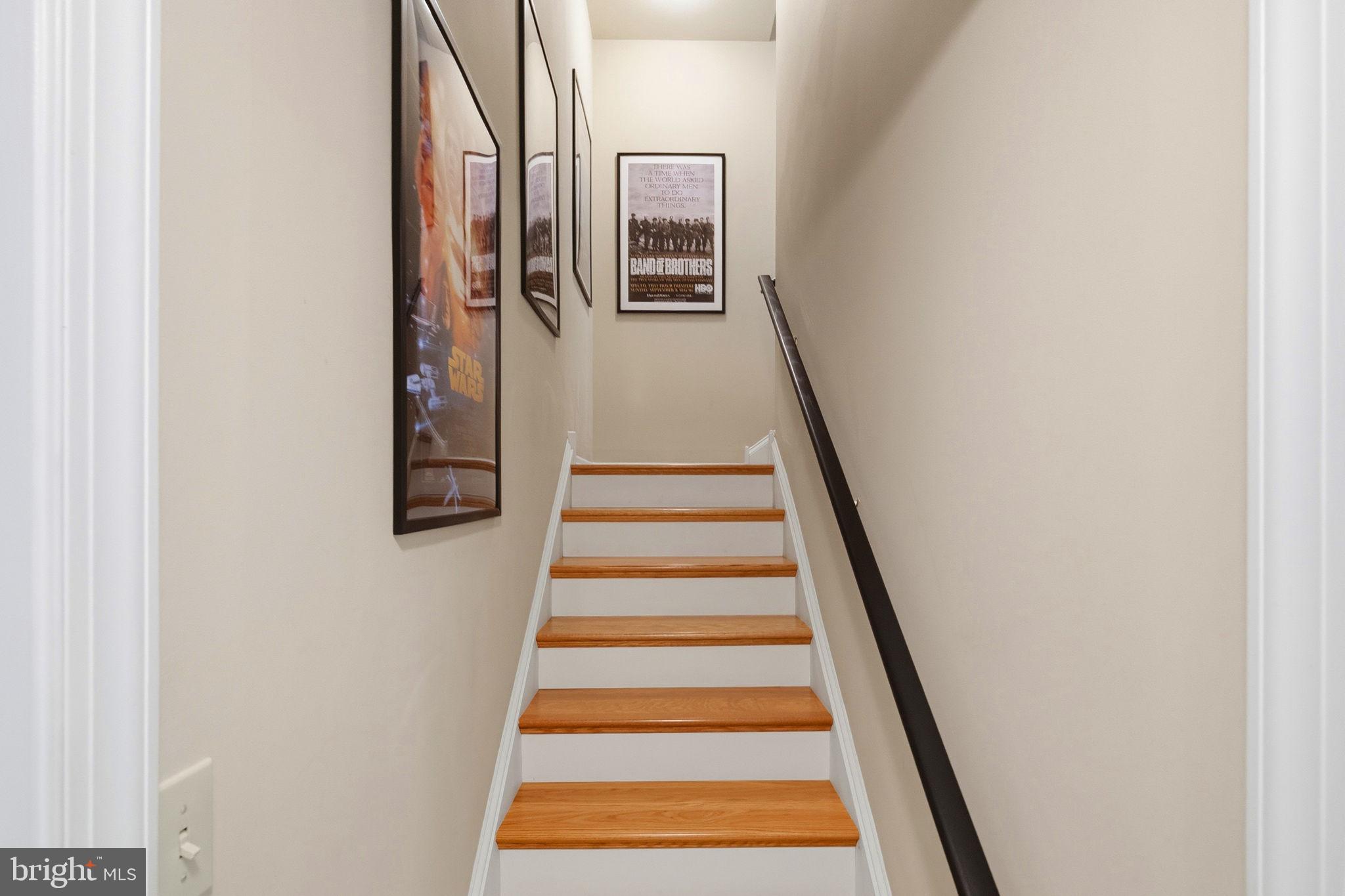 LOCHWOOD ESTATES - Residential