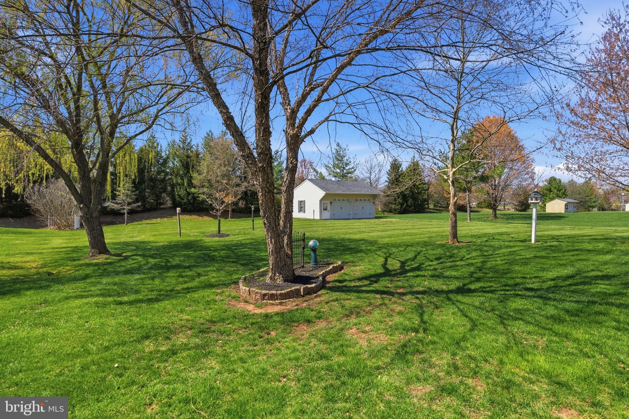 LOCHWOOD ESTATES - Residential