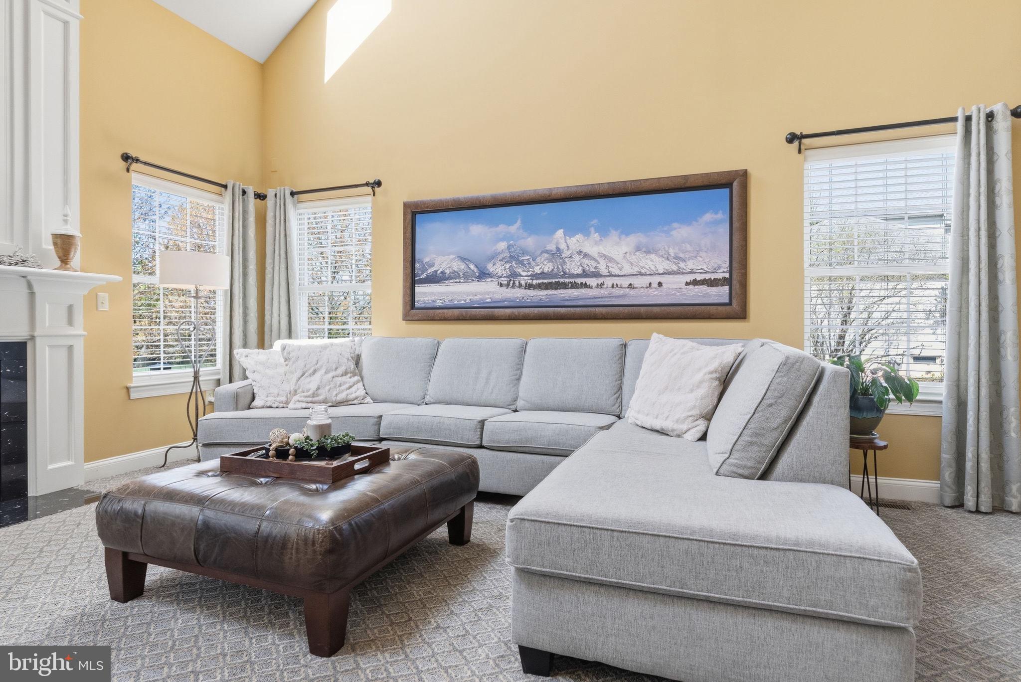 LOCHWOOD ESTATES - Residential