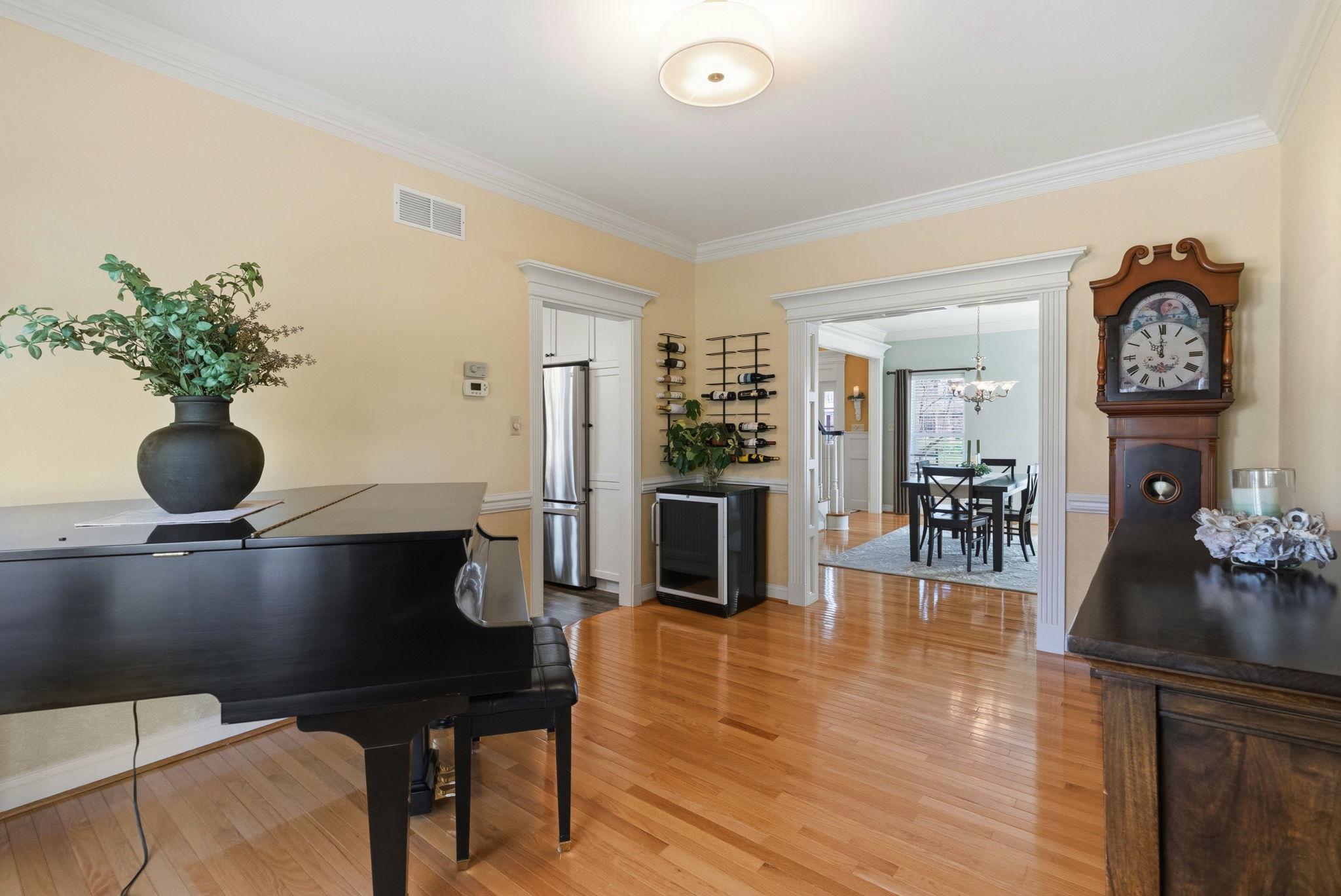 LOCHWOOD ESTATES - Residential