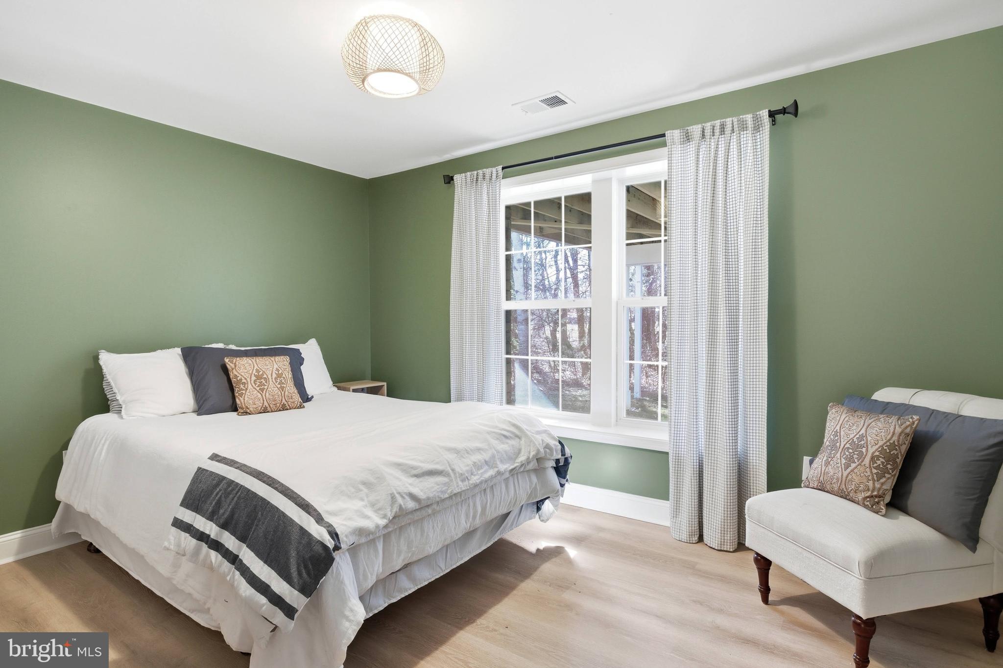 BRAMBLETON - Residential