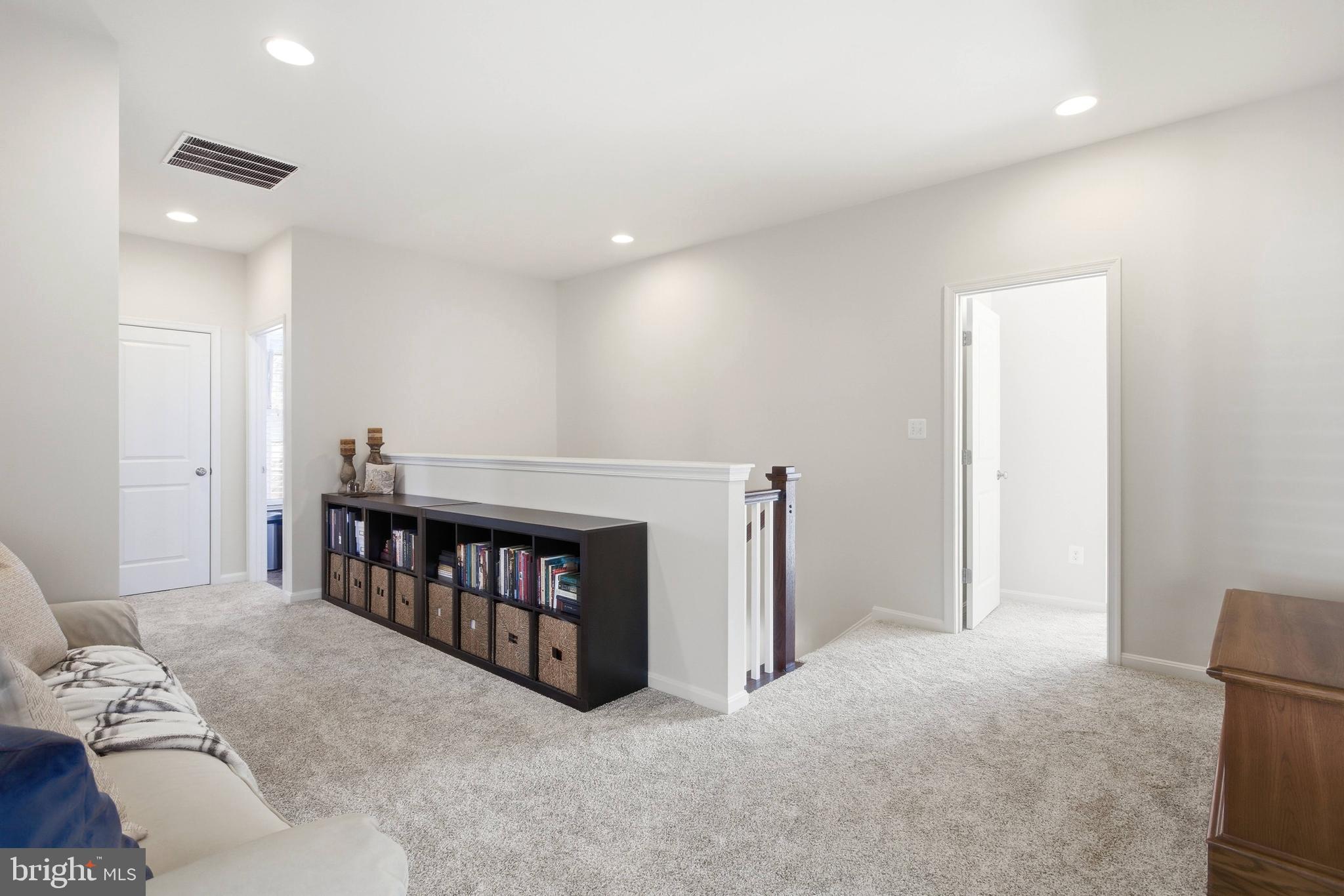 BRAMBLETON - Residential