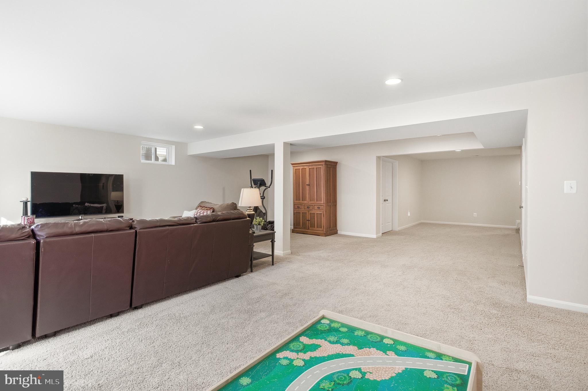 BRAMBLETON - Residential