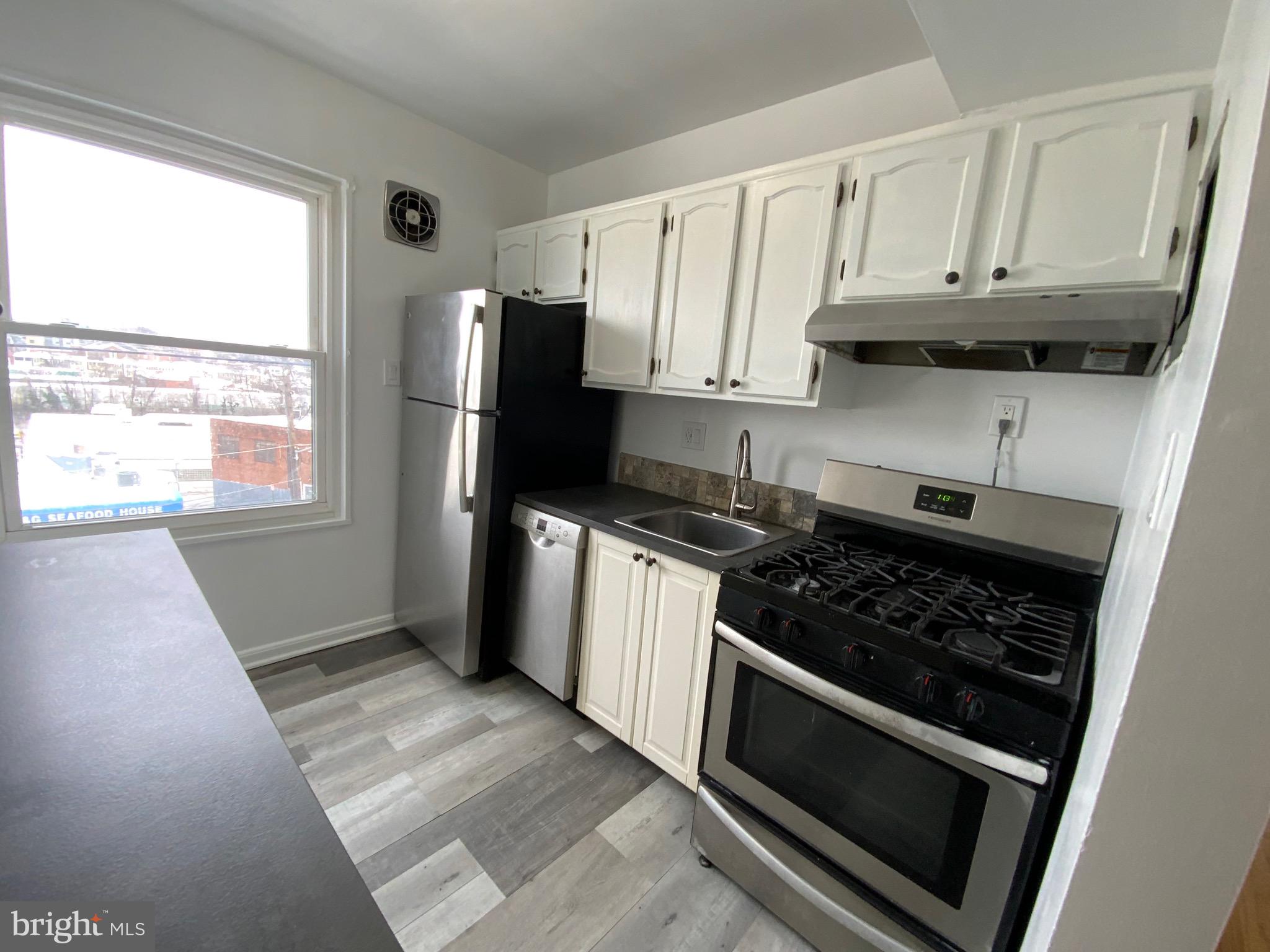 2720 7TH STREET NE 301