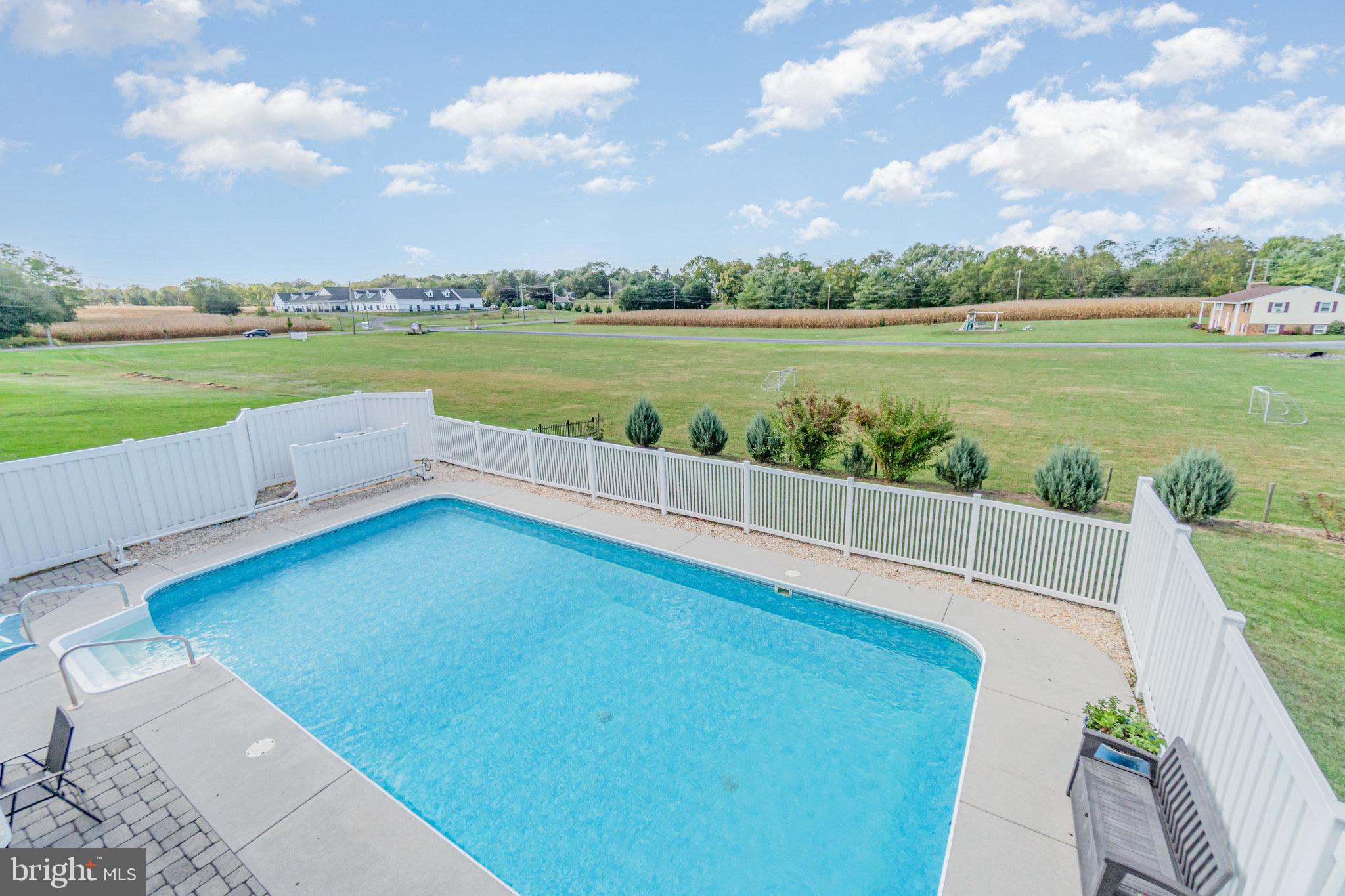 KONHAUS ESTATES - Residential