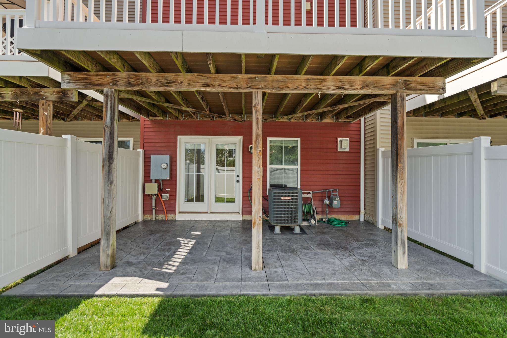 STONE RIDGE - Residential